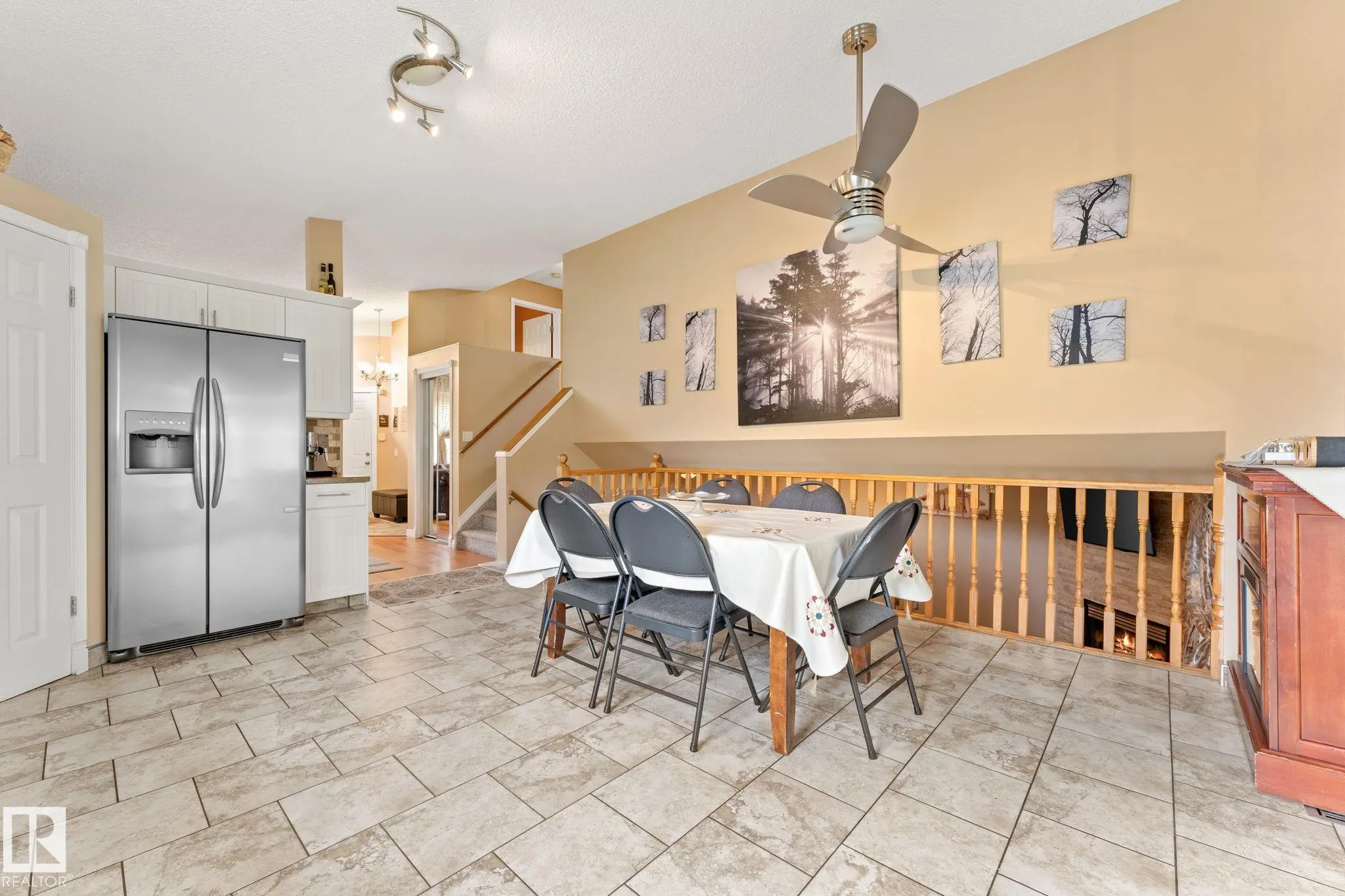 1071 JONES Crescent