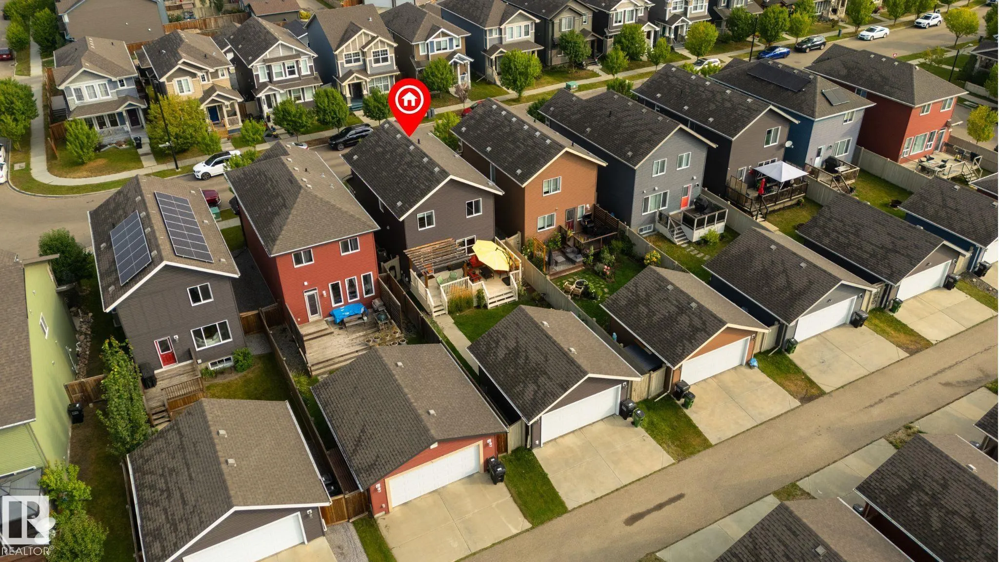 5519 CRABAPPLE Loop