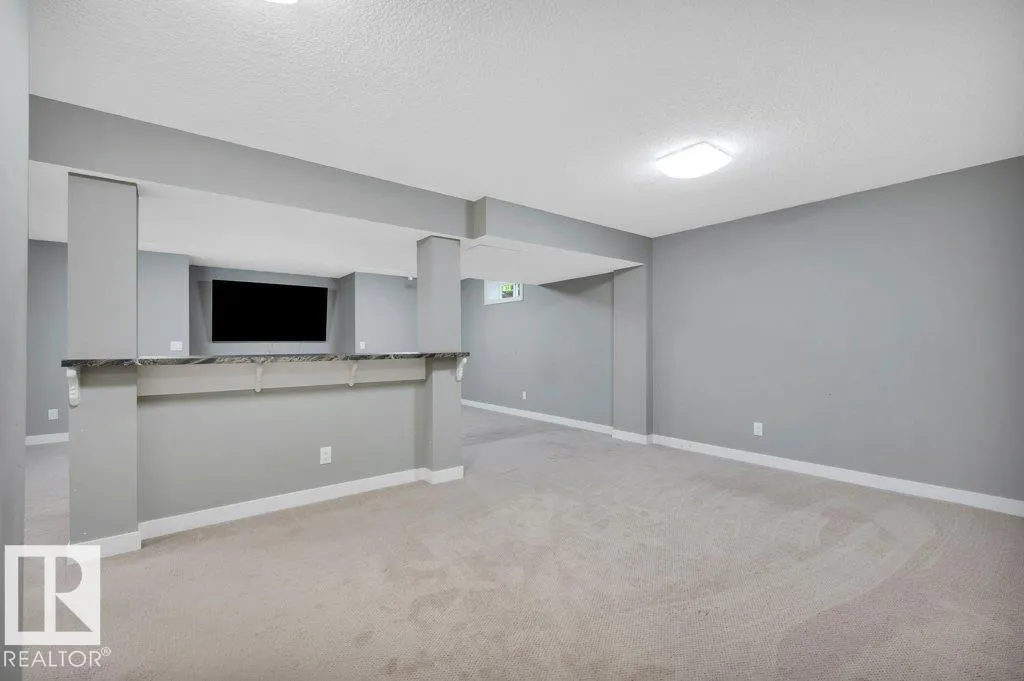 19 HANOVER Bay