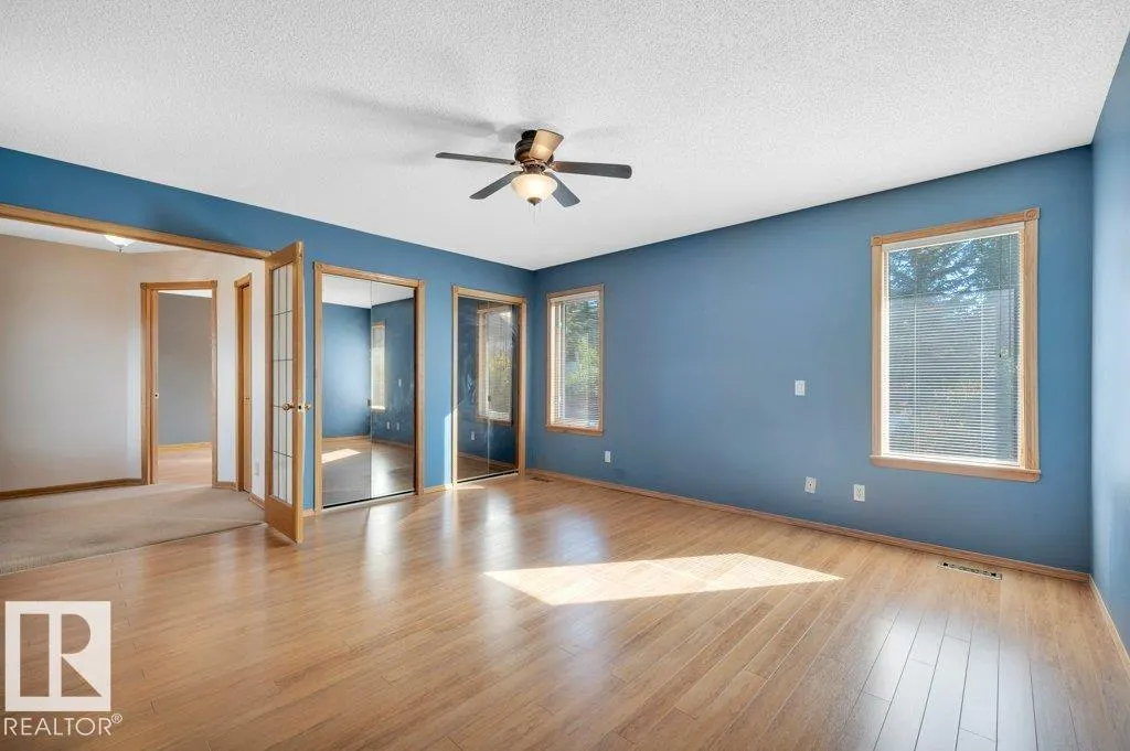 19 HANOVER Bay