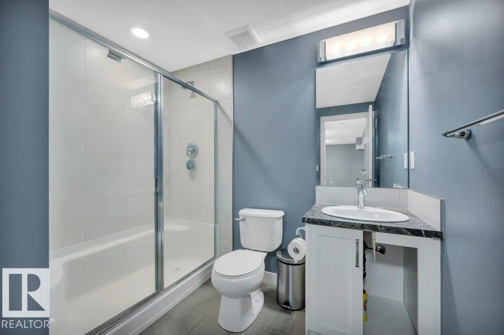 19 HANOVER Bay