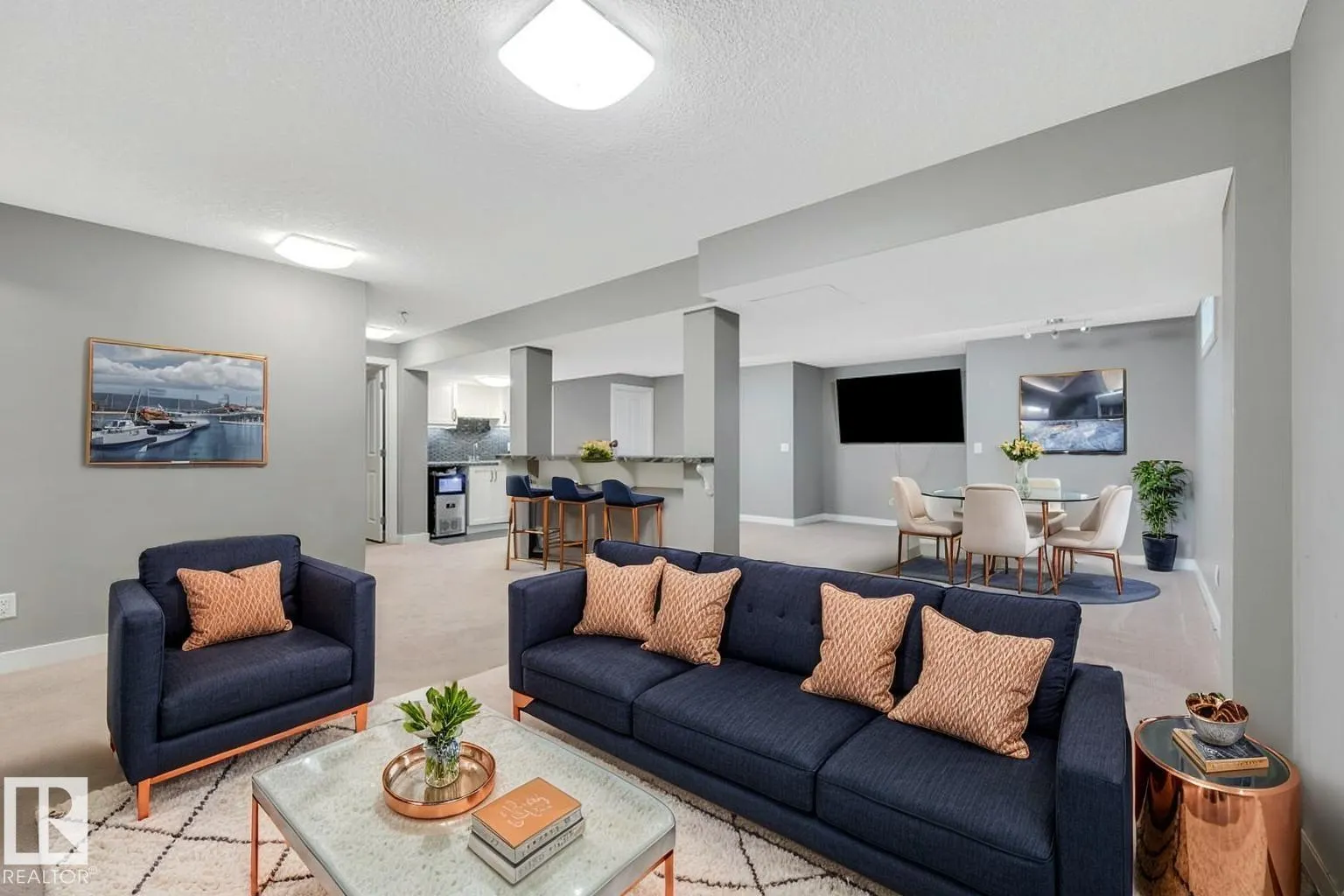 19 HANOVER Bay