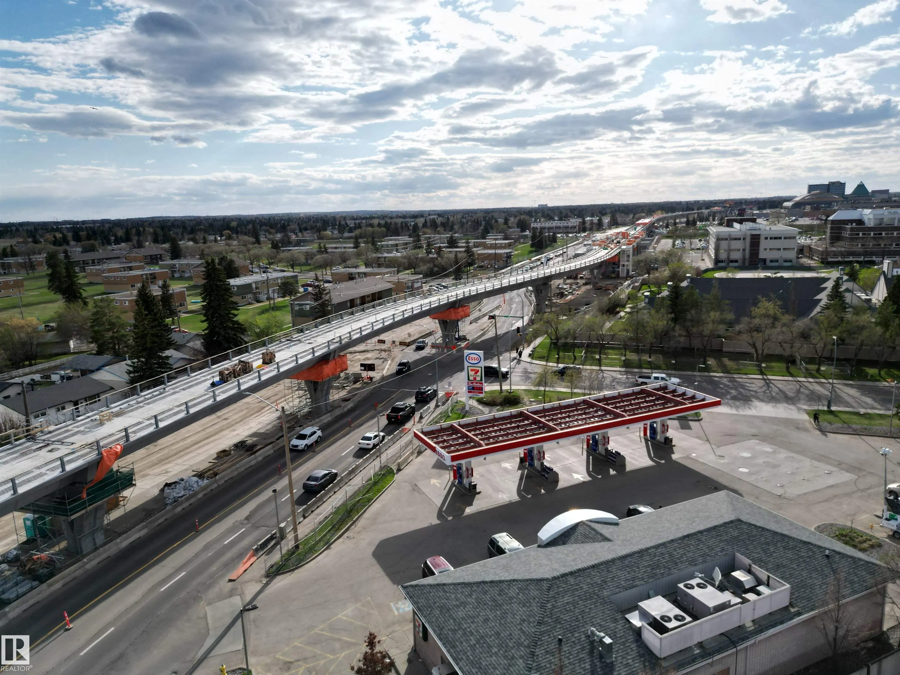 1C MEADOWLARK Village