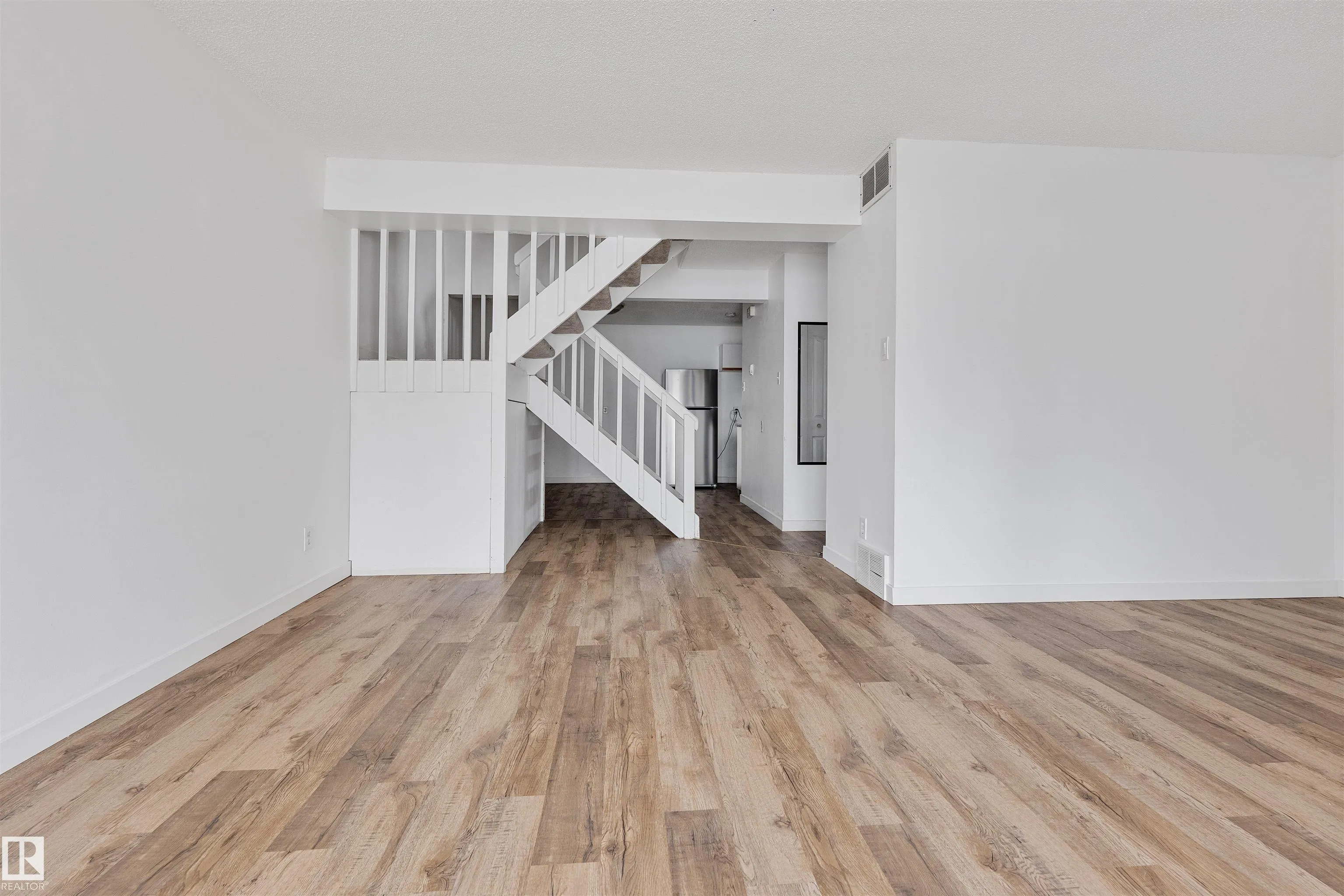 1C MEADOWLARK Village