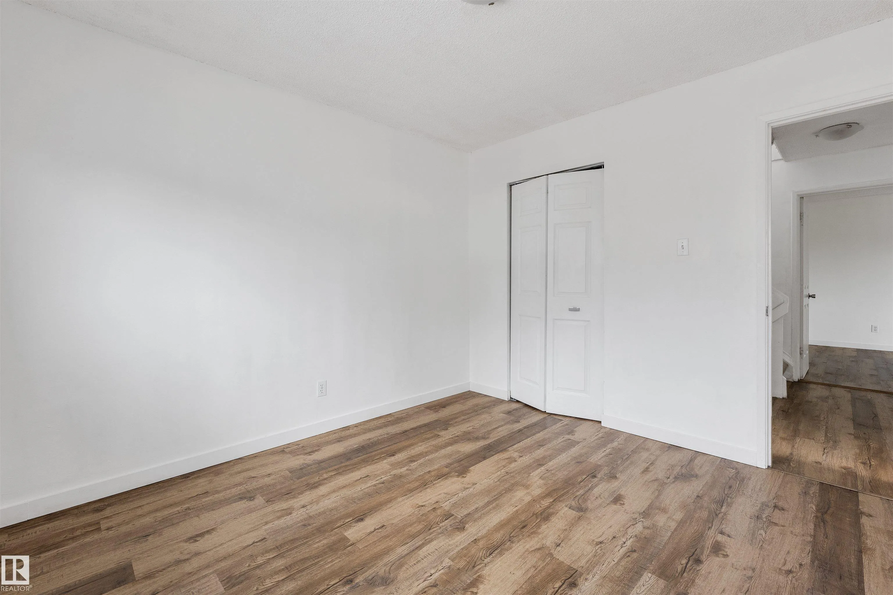1C MEADOWLARK Village