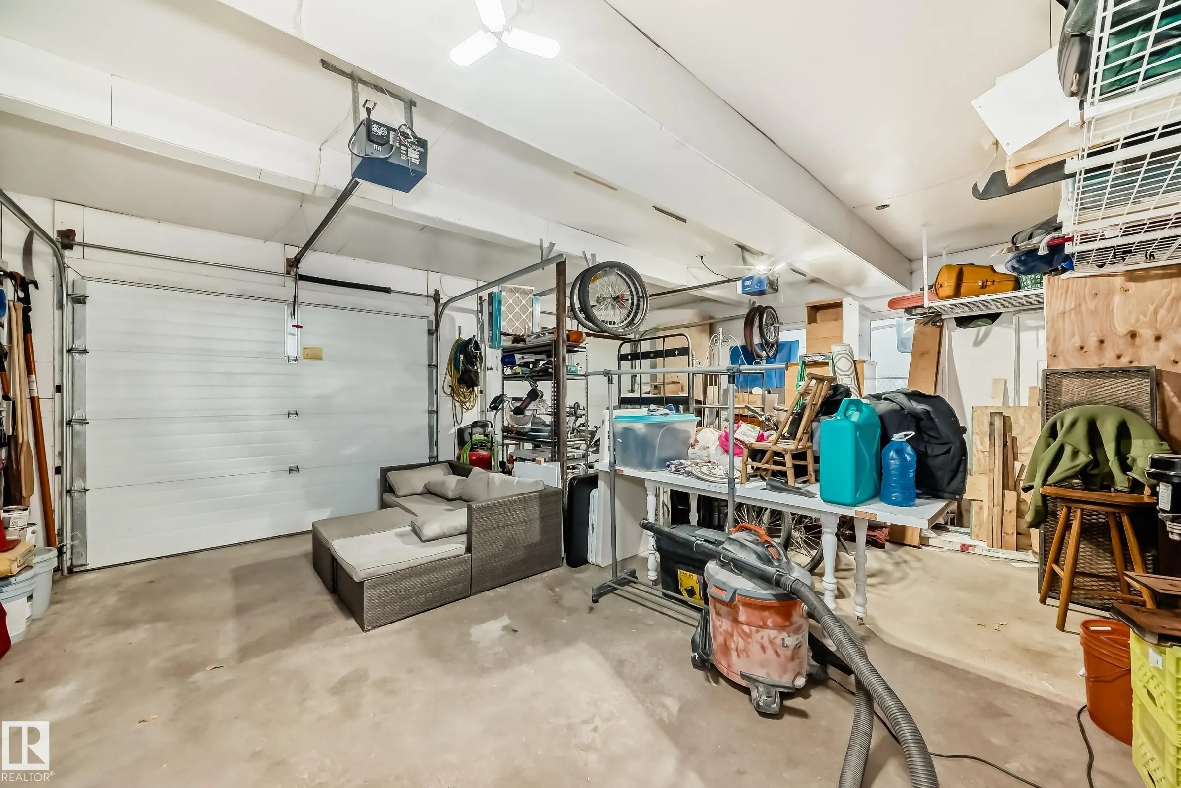 160 Green Ash Drive