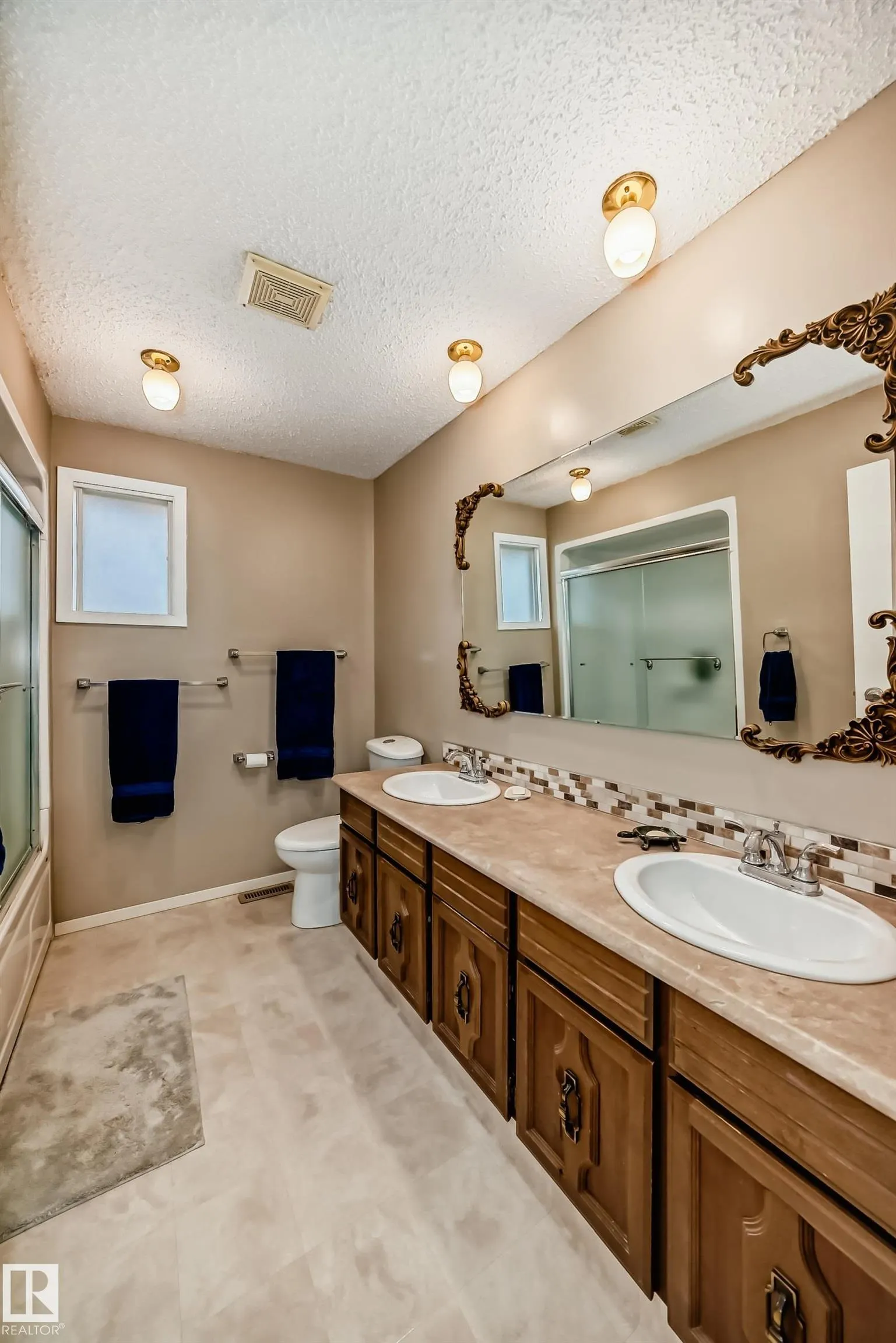 160 Green Ash Drive
