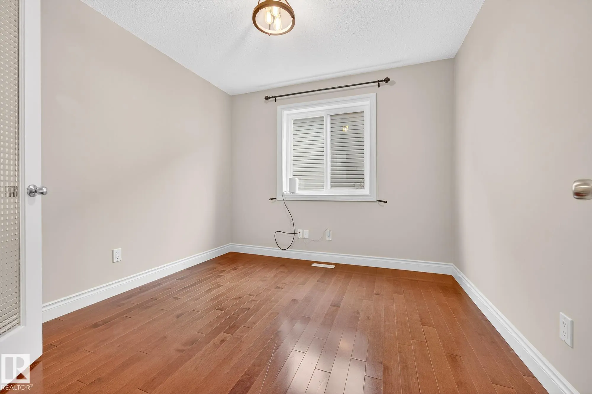 5609 RUE EAGLEMONT