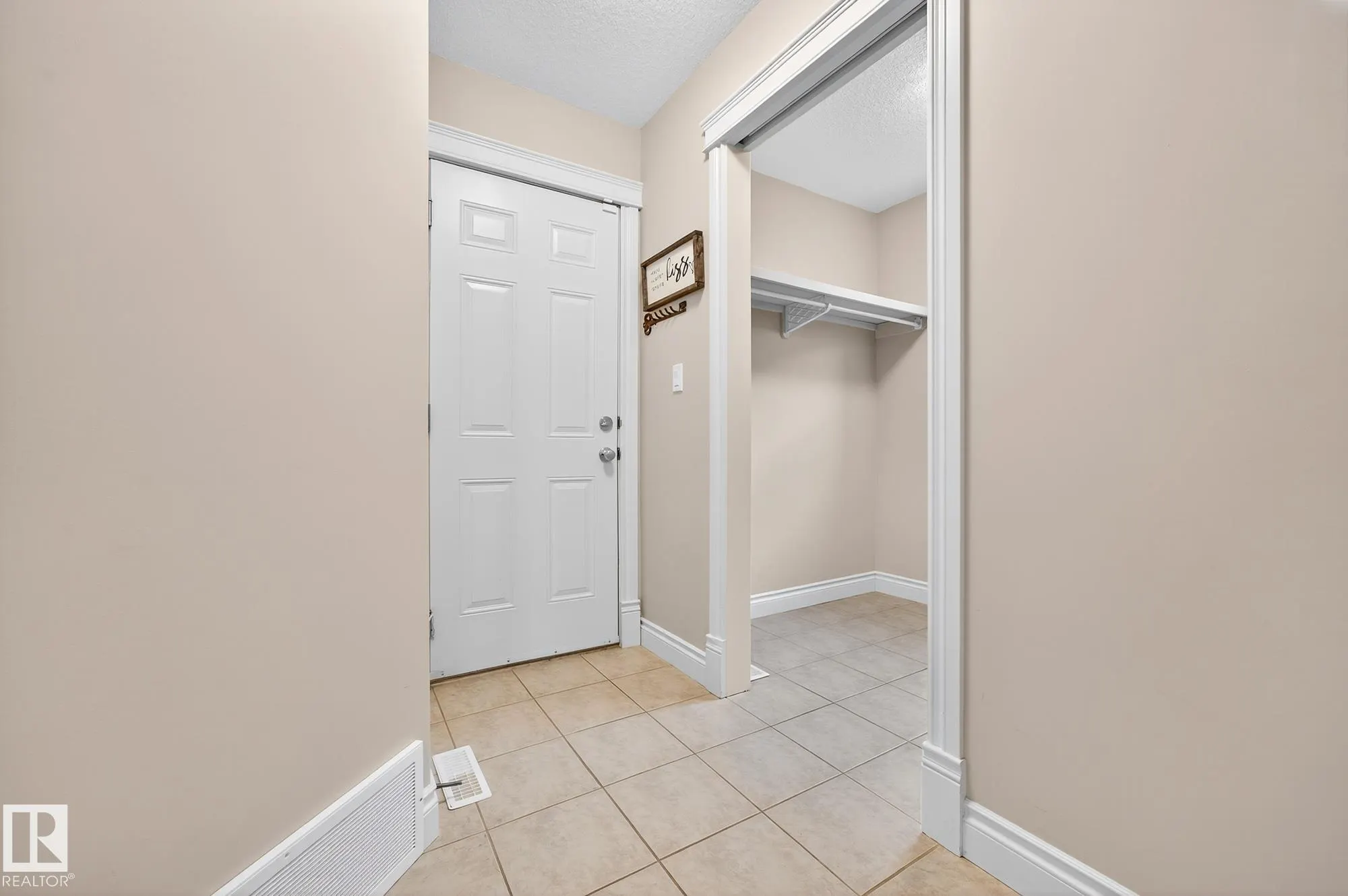 5609 RUE EAGLEMONT