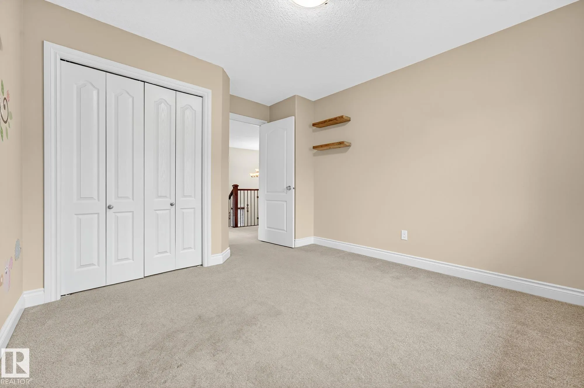 5609 RUE EAGLEMONT