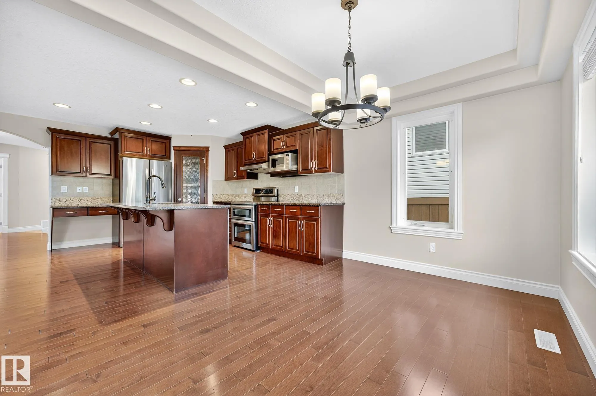 5609 RUE EAGLEMONT
