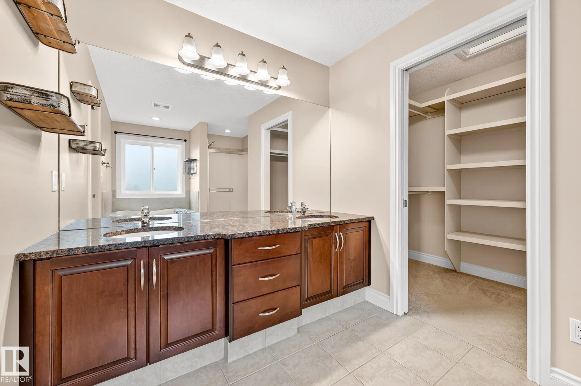 5609 RUE EAGLEMONT