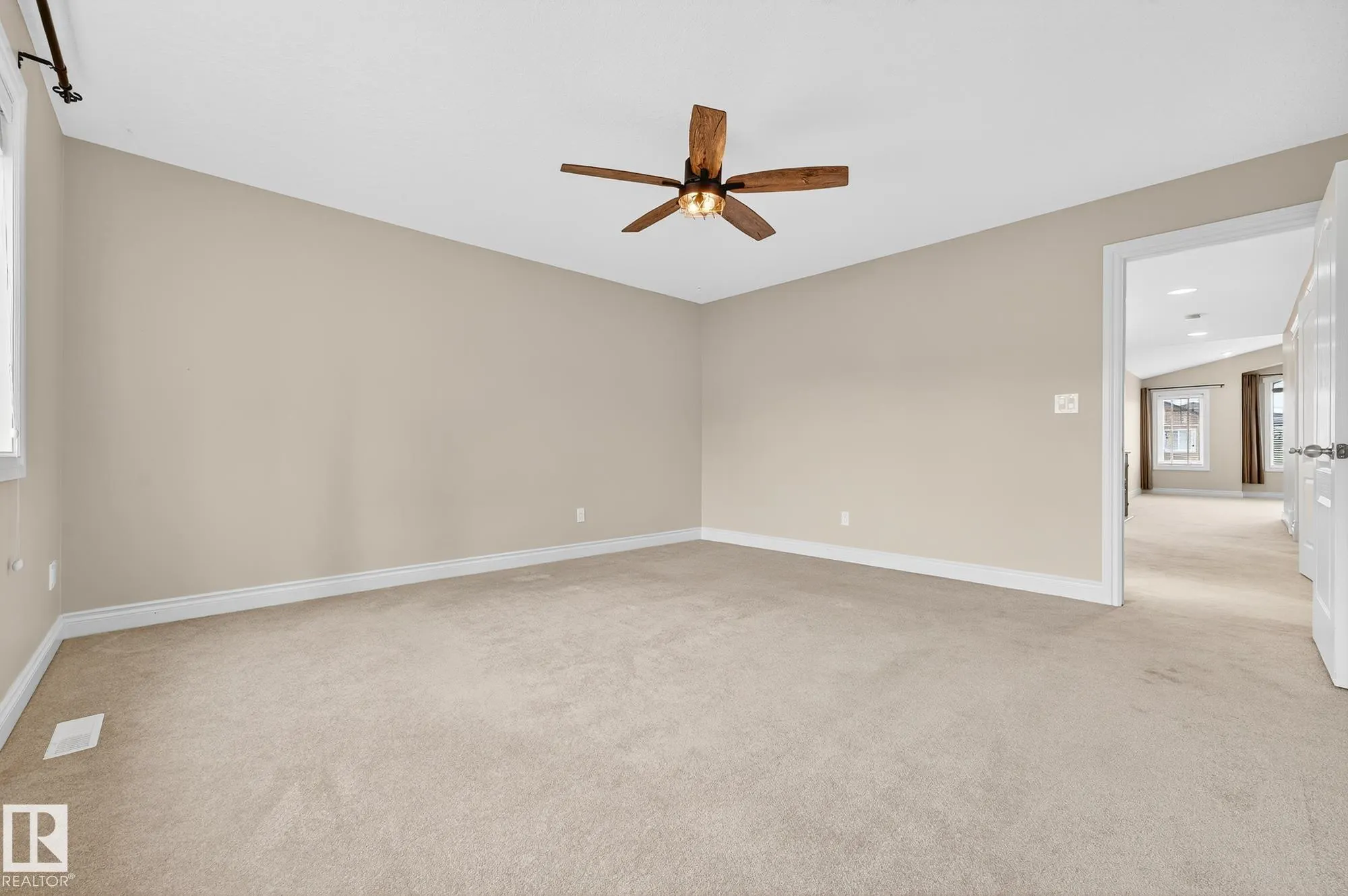 5609 RUE EAGLEMONT