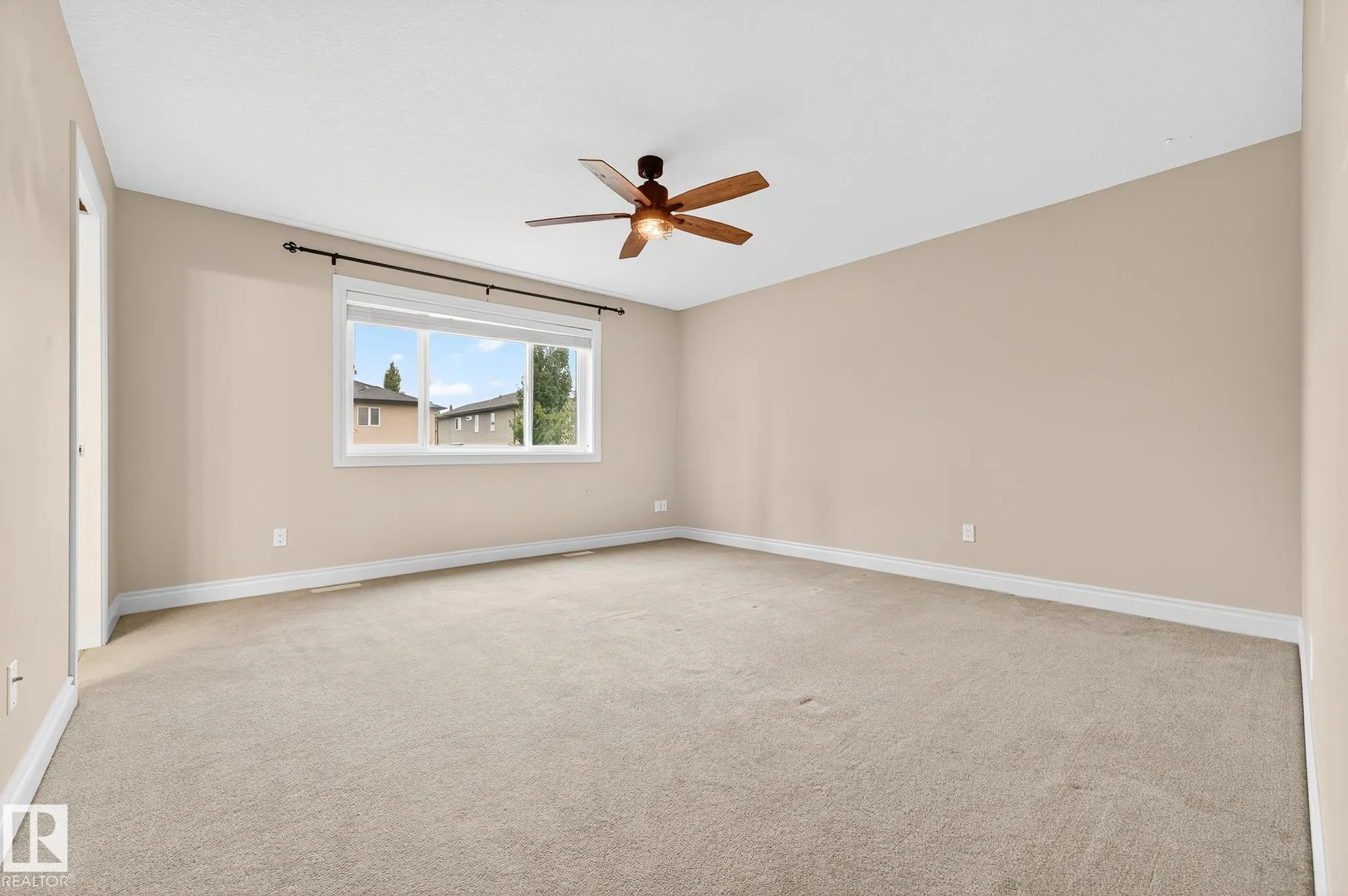 5609 RUE EAGLEMONT