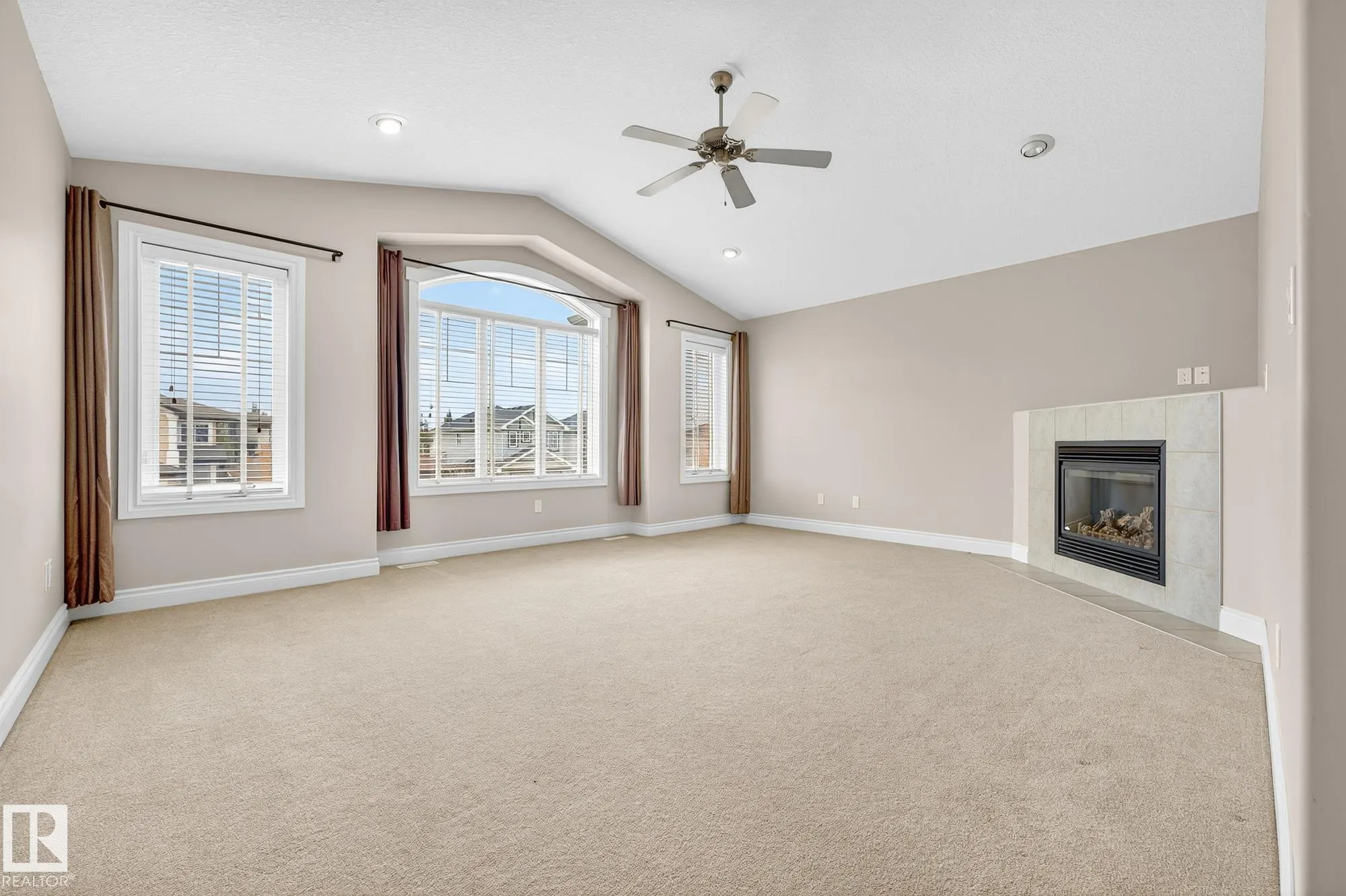 5609 RUE EAGLEMONT