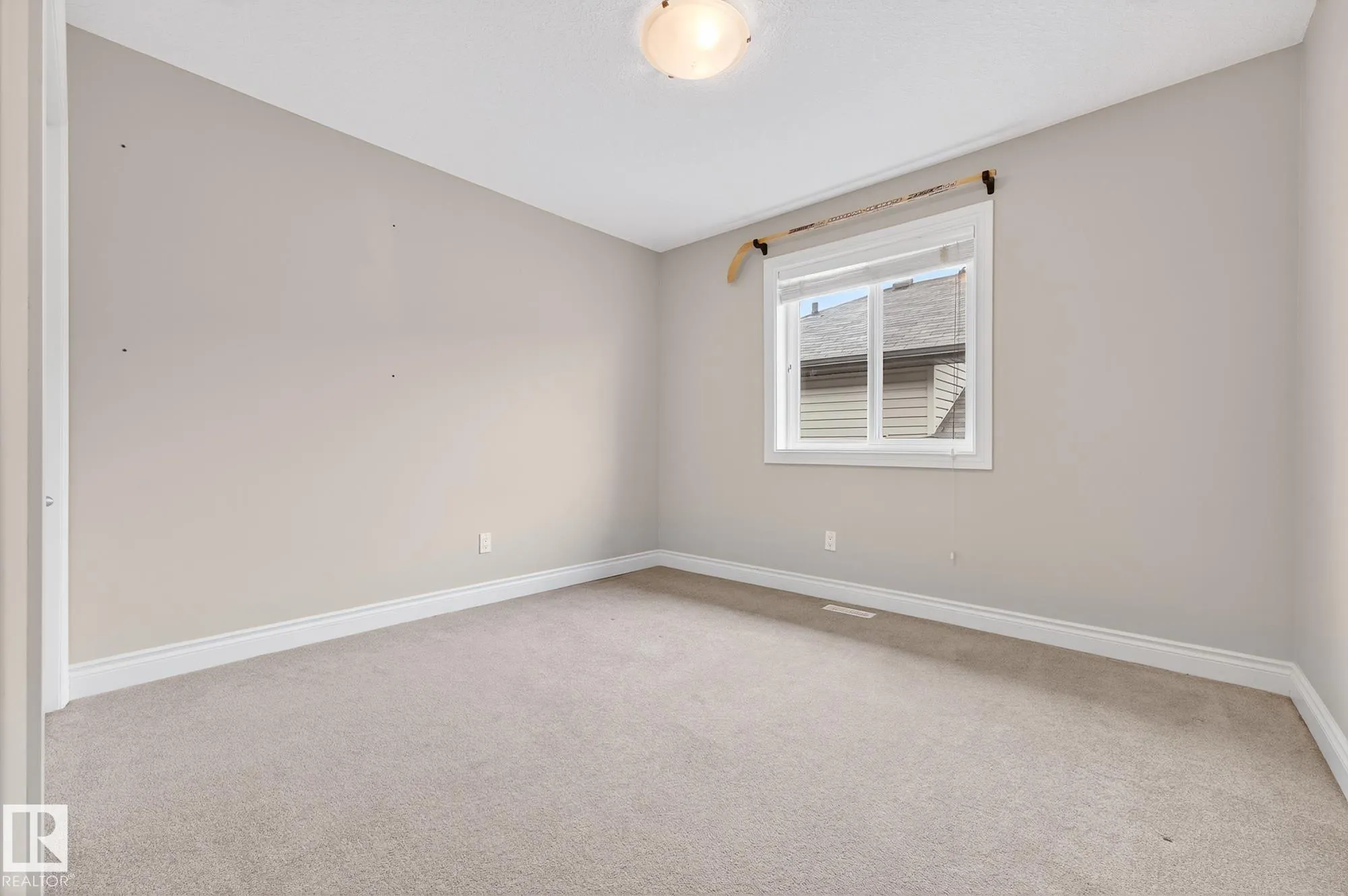 5609 RUE EAGLEMONT