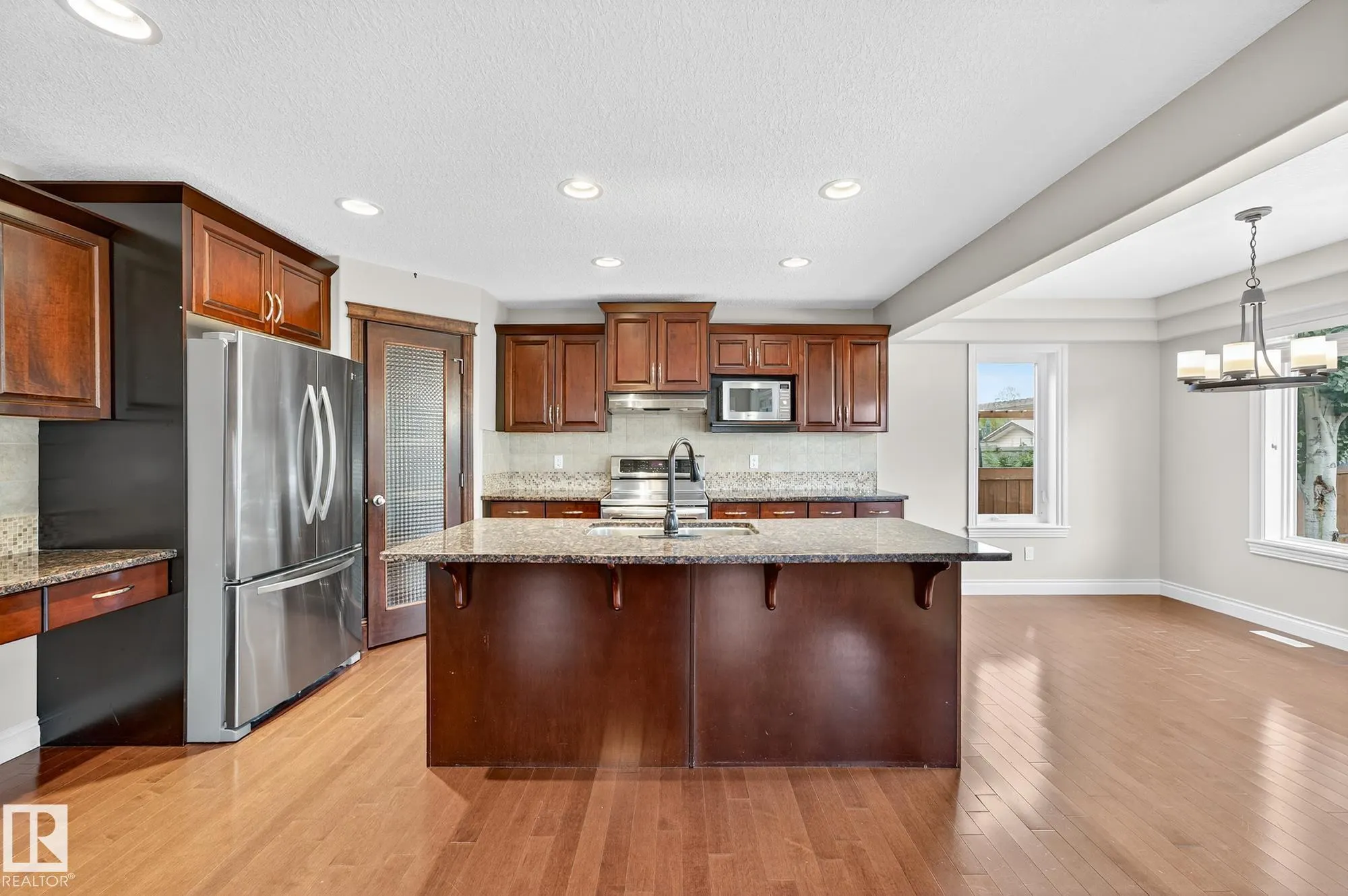 5609 RUE EAGLEMONT