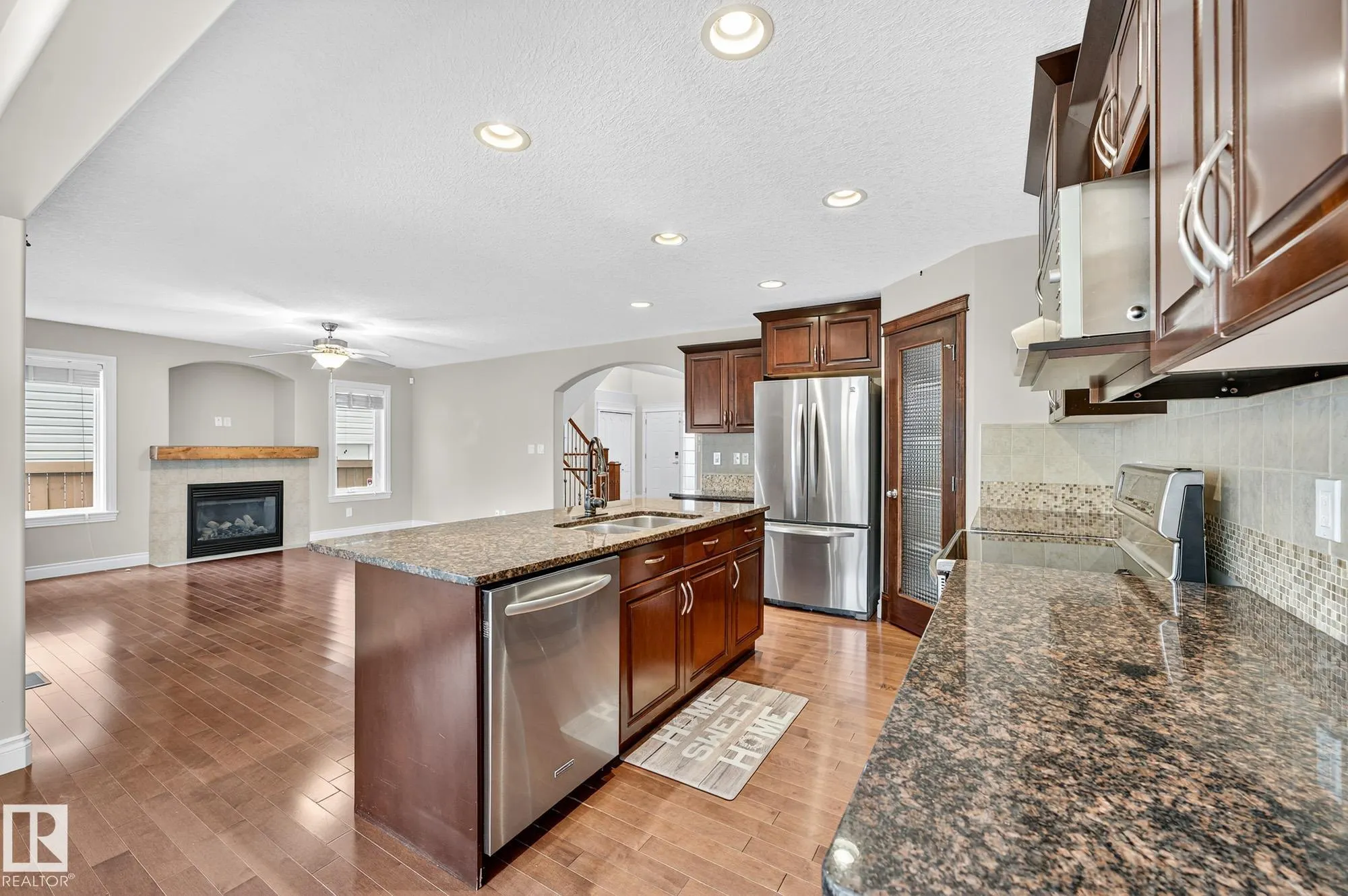 5609 RUE EAGLEMONT