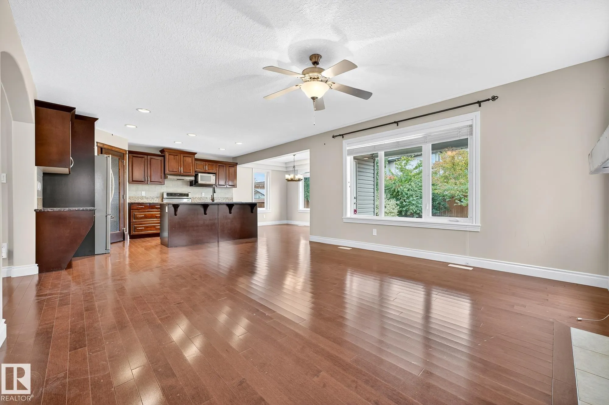5609 RUE EAGLEMONT