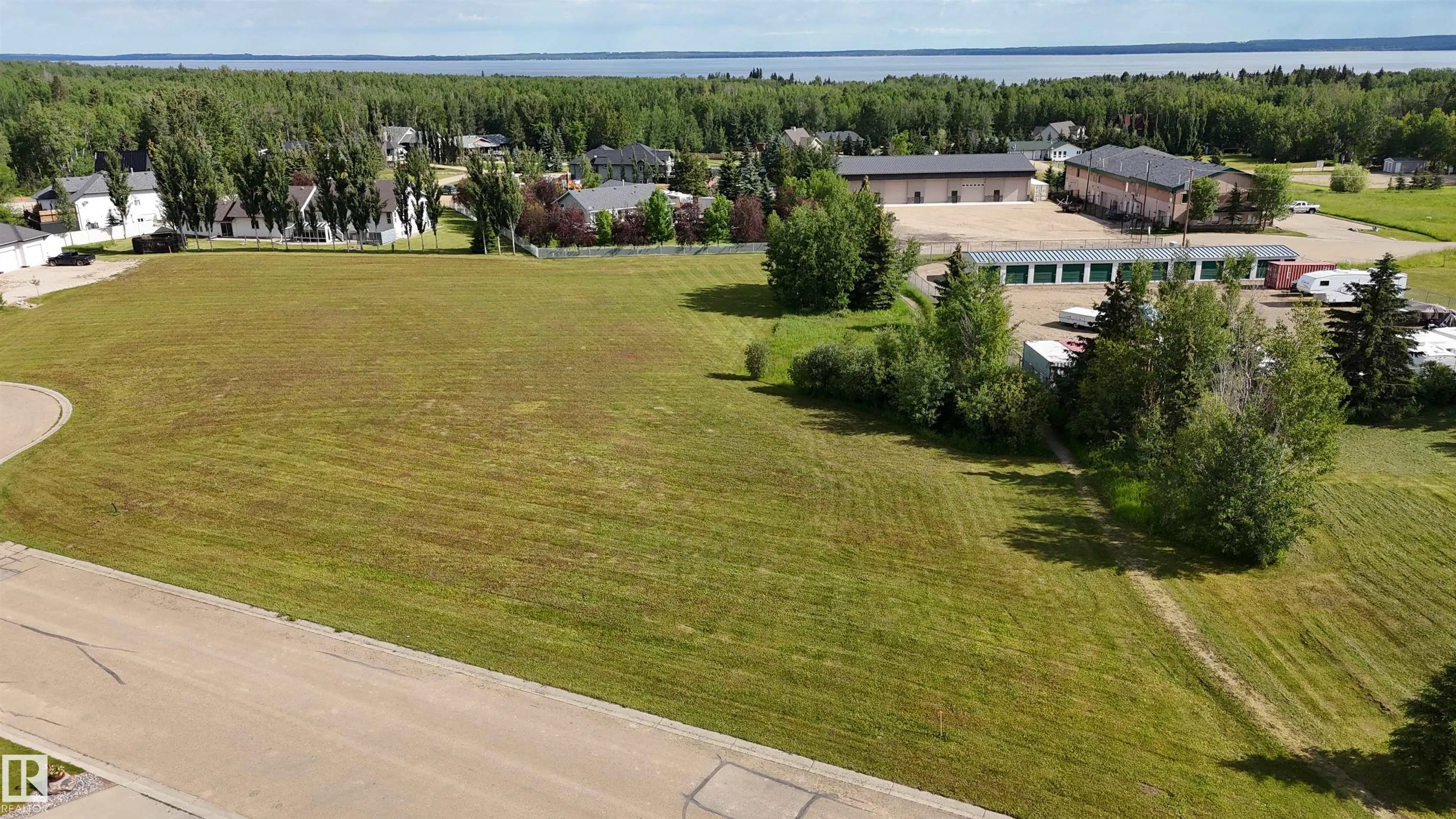 146 HERON POINT Close