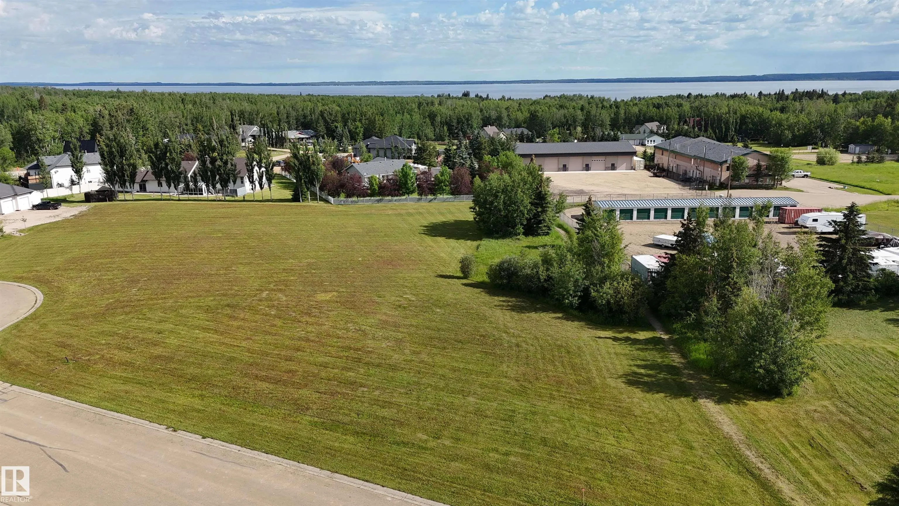 146 HERON POINT Close
