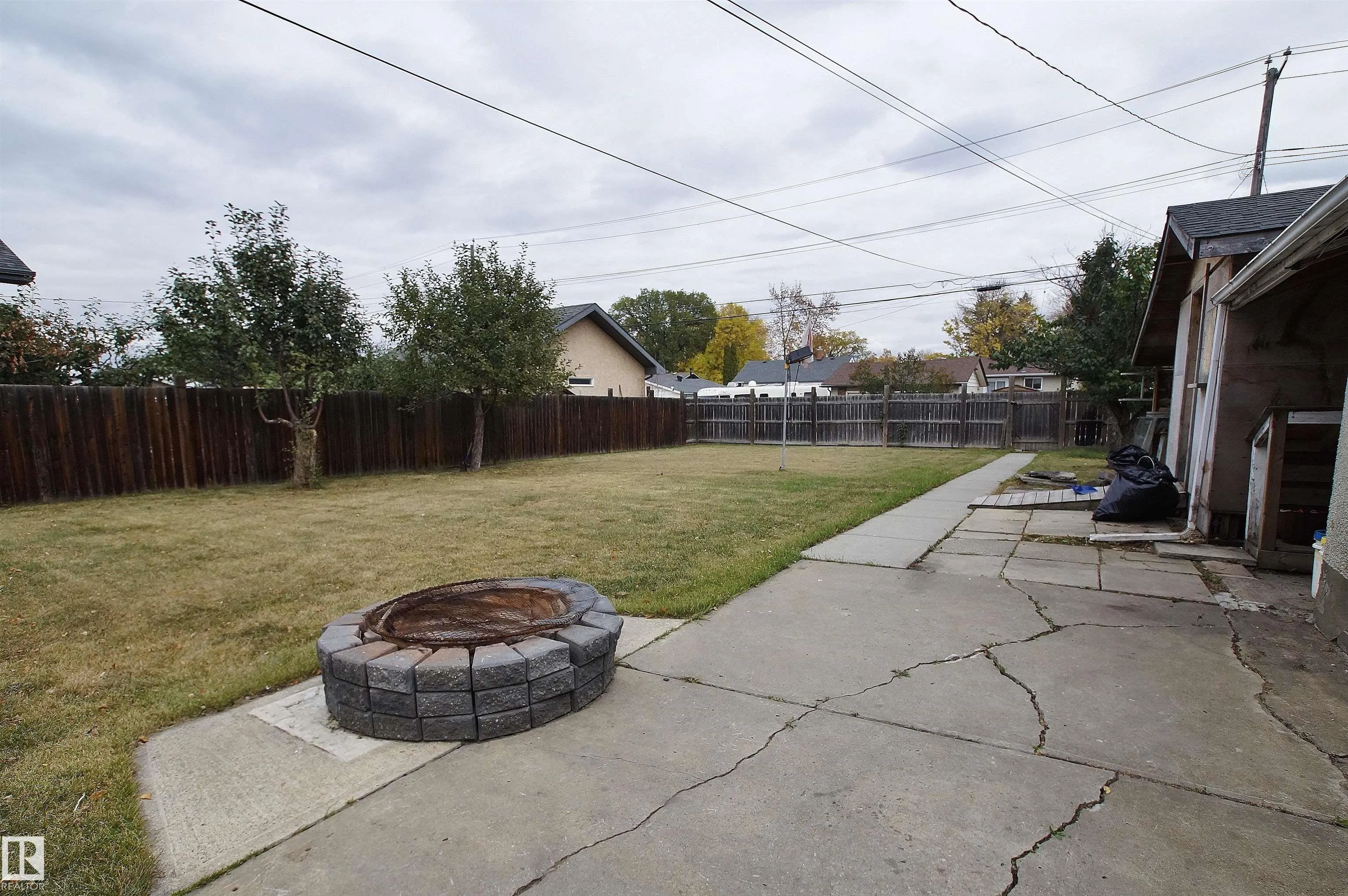 12415 80 Street