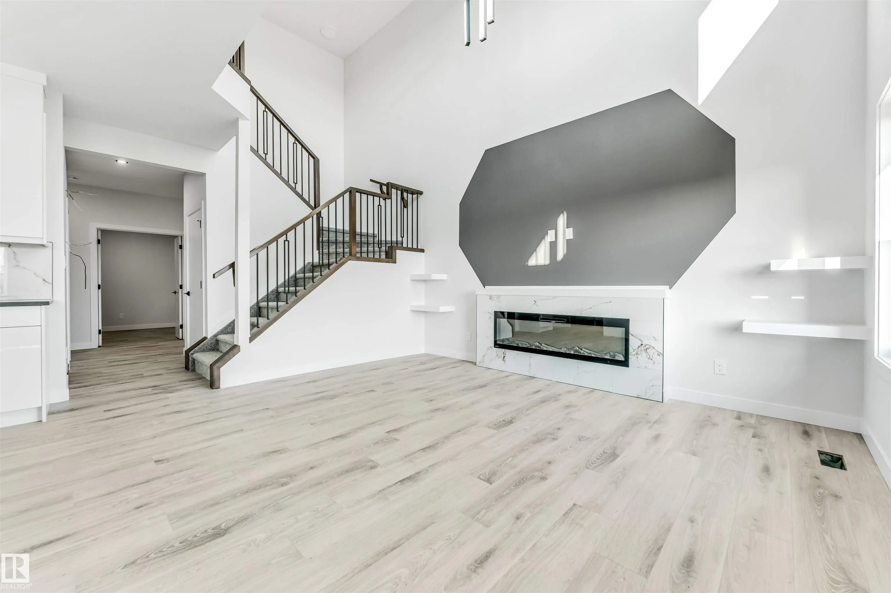 96 ELDRIDGE POINT