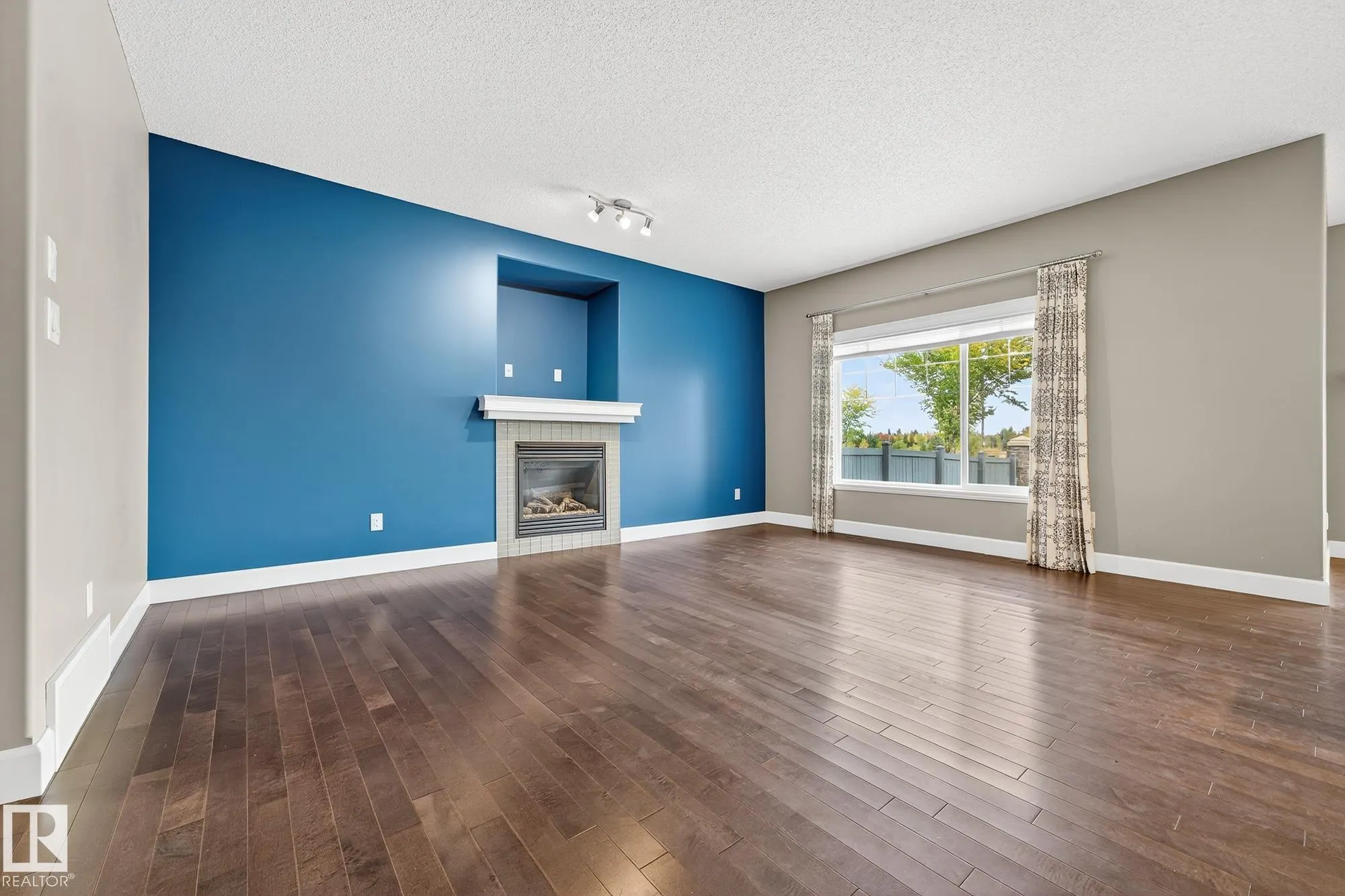 3616 GOODRIDGE Crescent