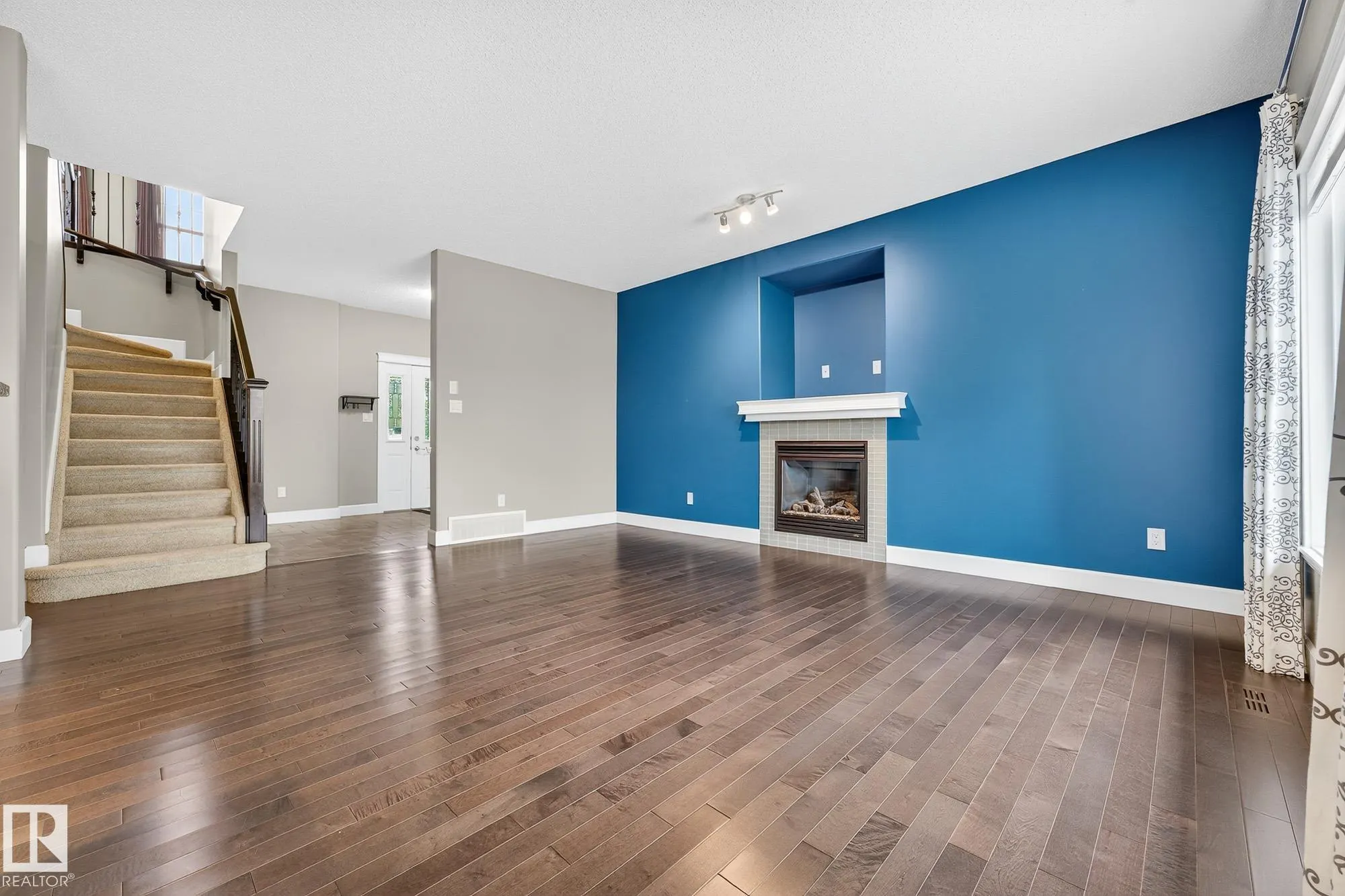 3616 GOODRIDGE Crescent