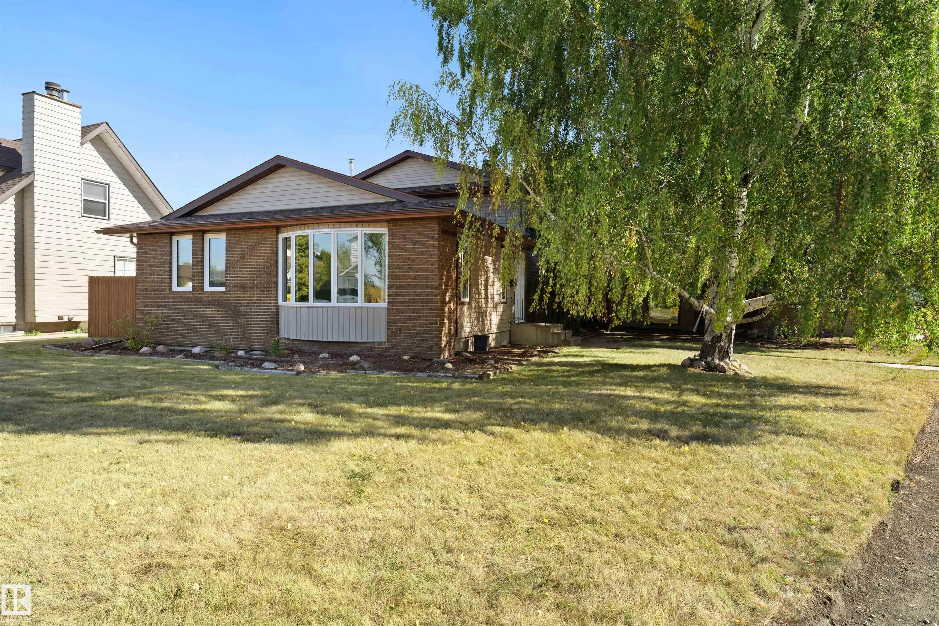 363 HUFFMAN Crescent