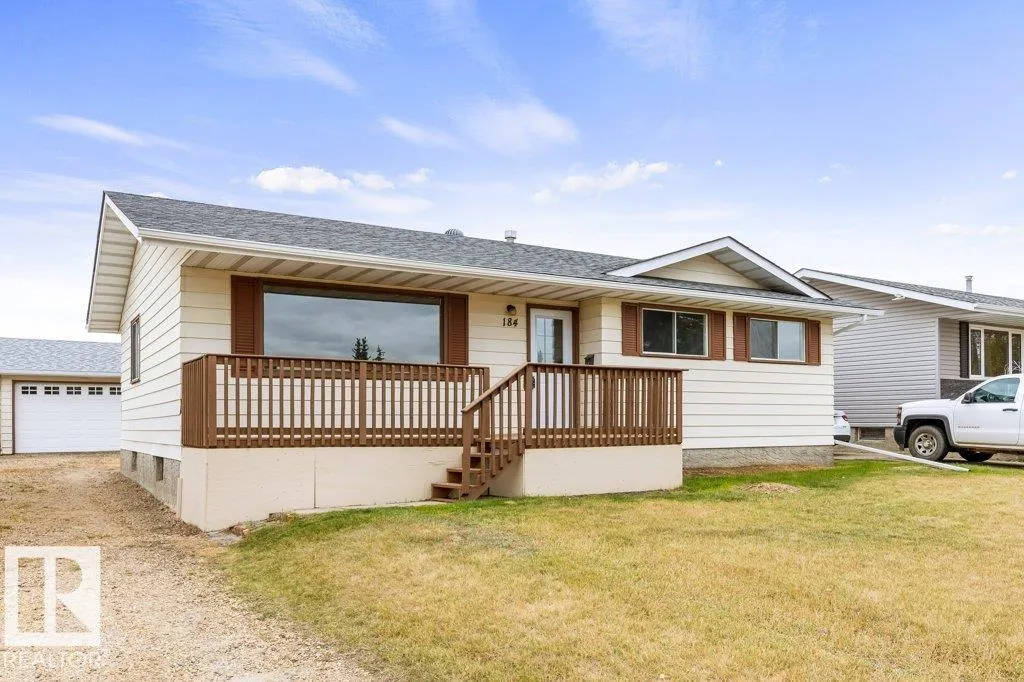 184 HOMESTEAD Crescent