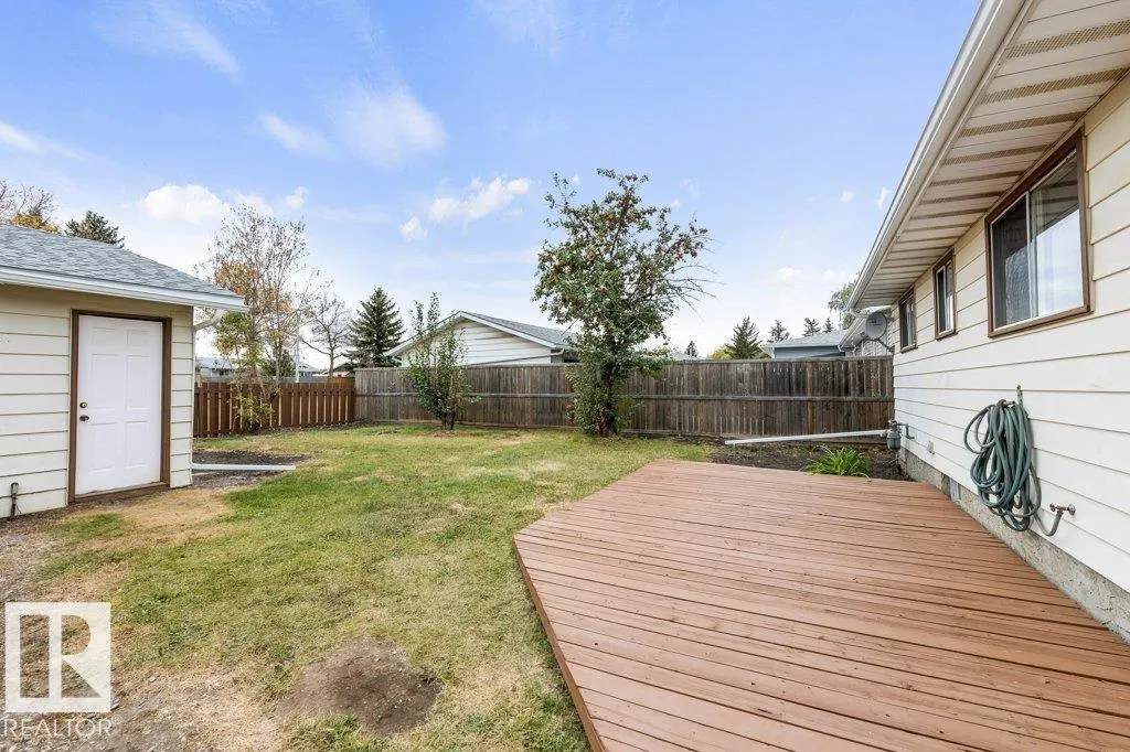 184 HOMESTEAD Crescent