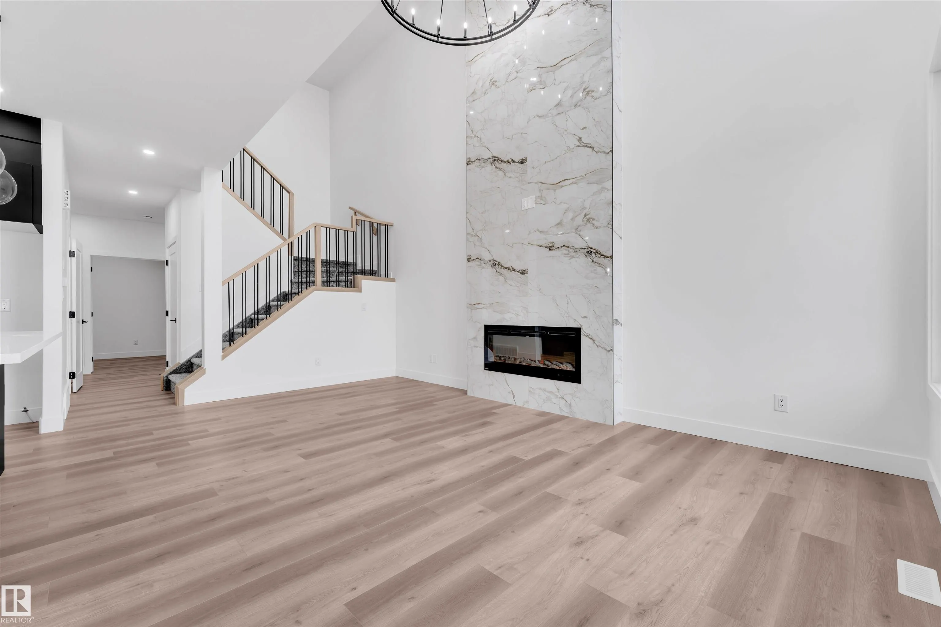190 Munn Way