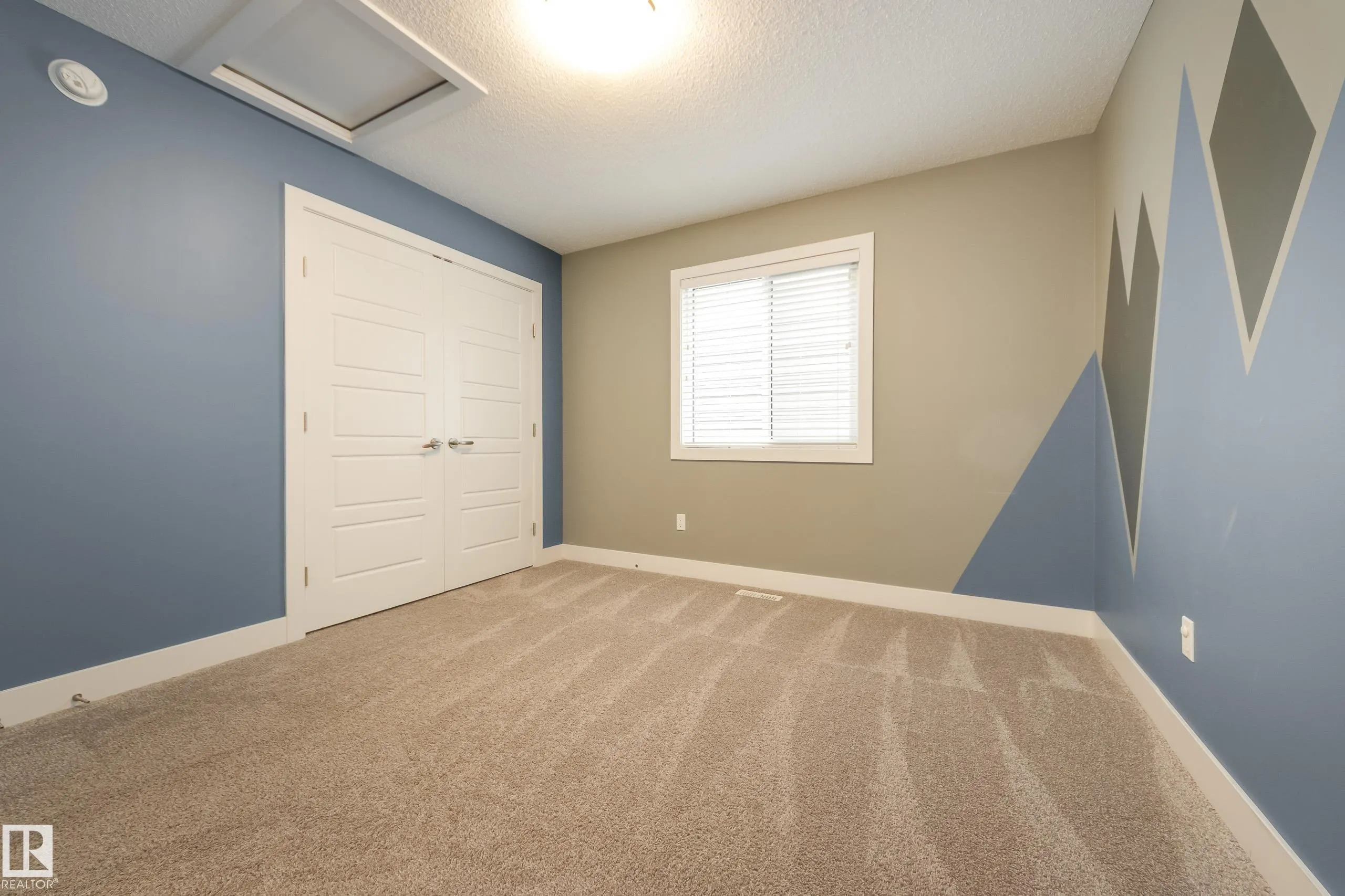 1036 ALLENDALE Crescent