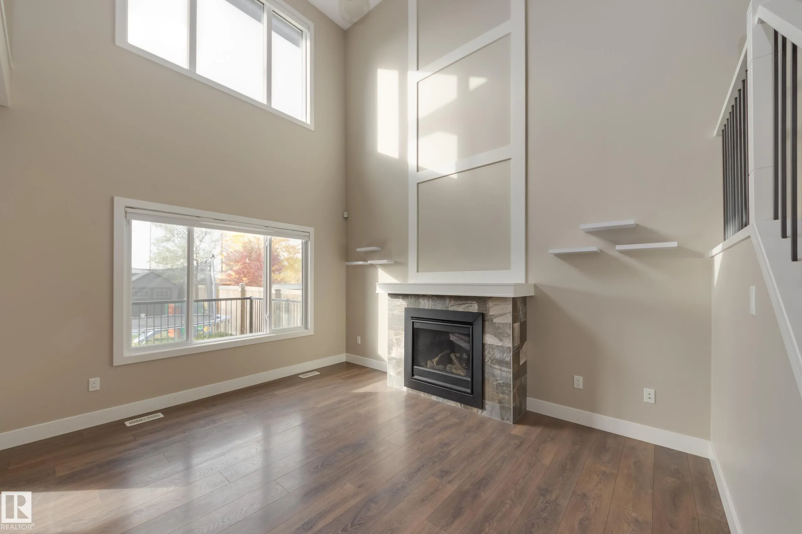 1036 ALLENDALE Crescent