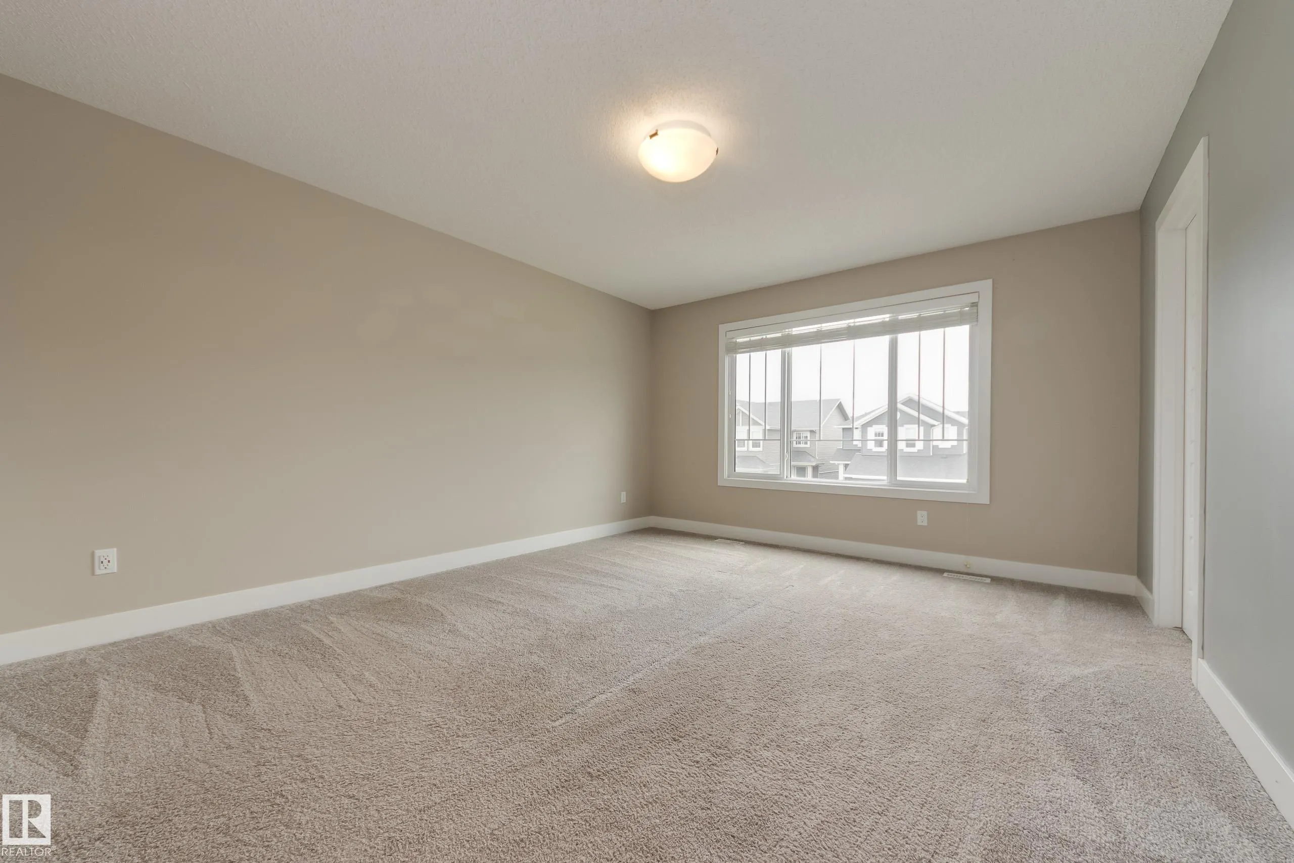 1036 ALLENDALE Crescent