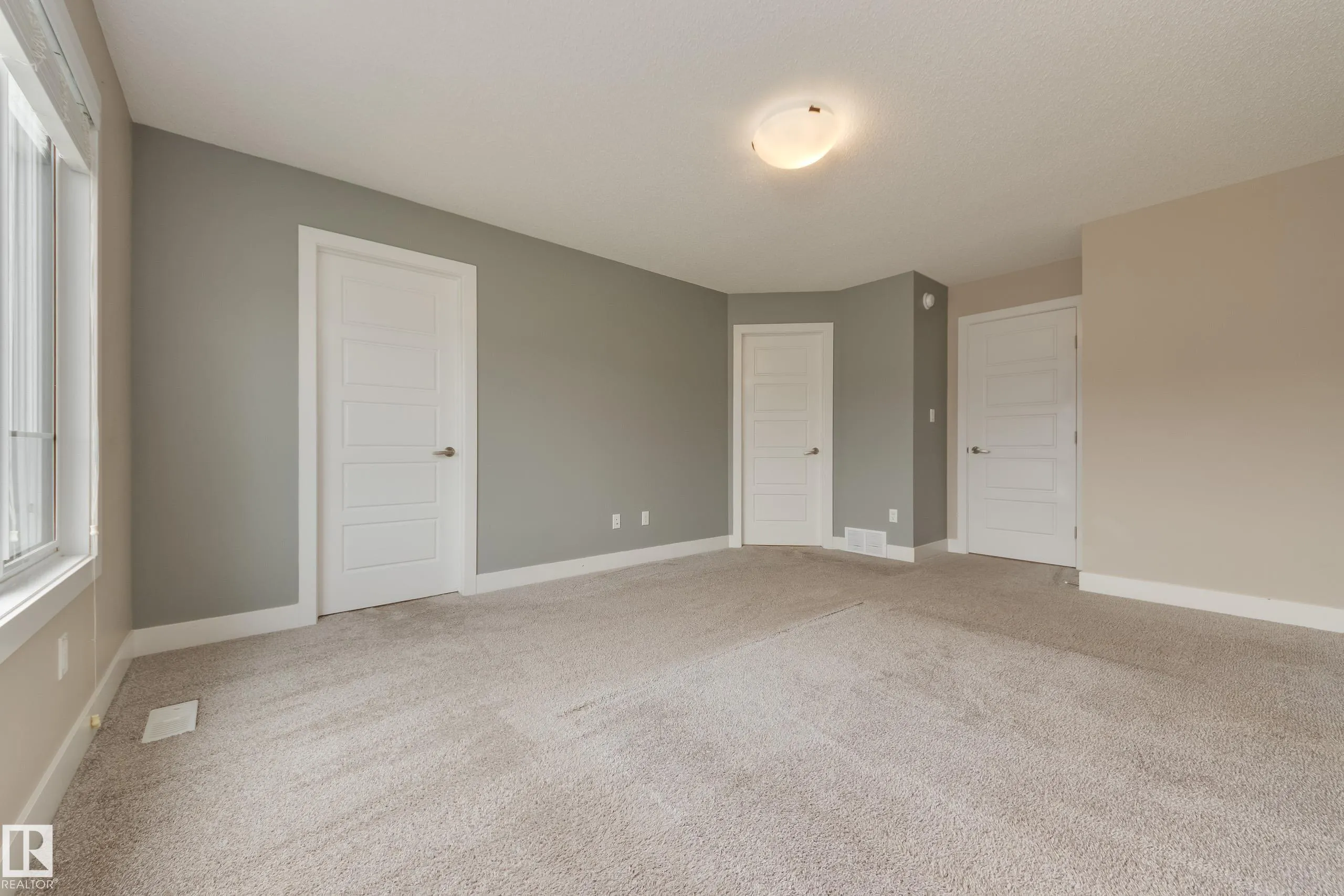 1036 ALLENDALE Crescent