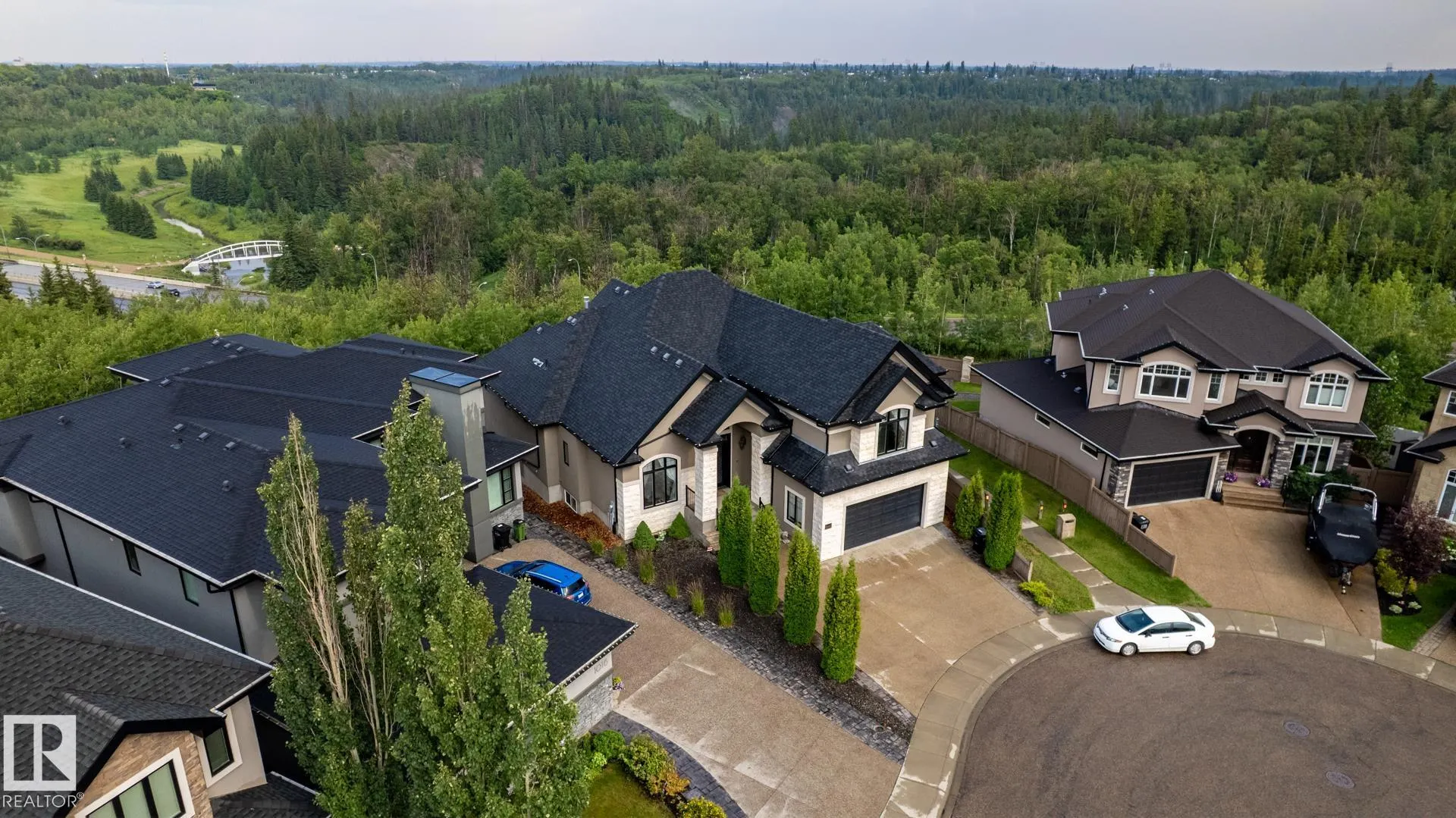 1018 HOLLANDS Point(e)