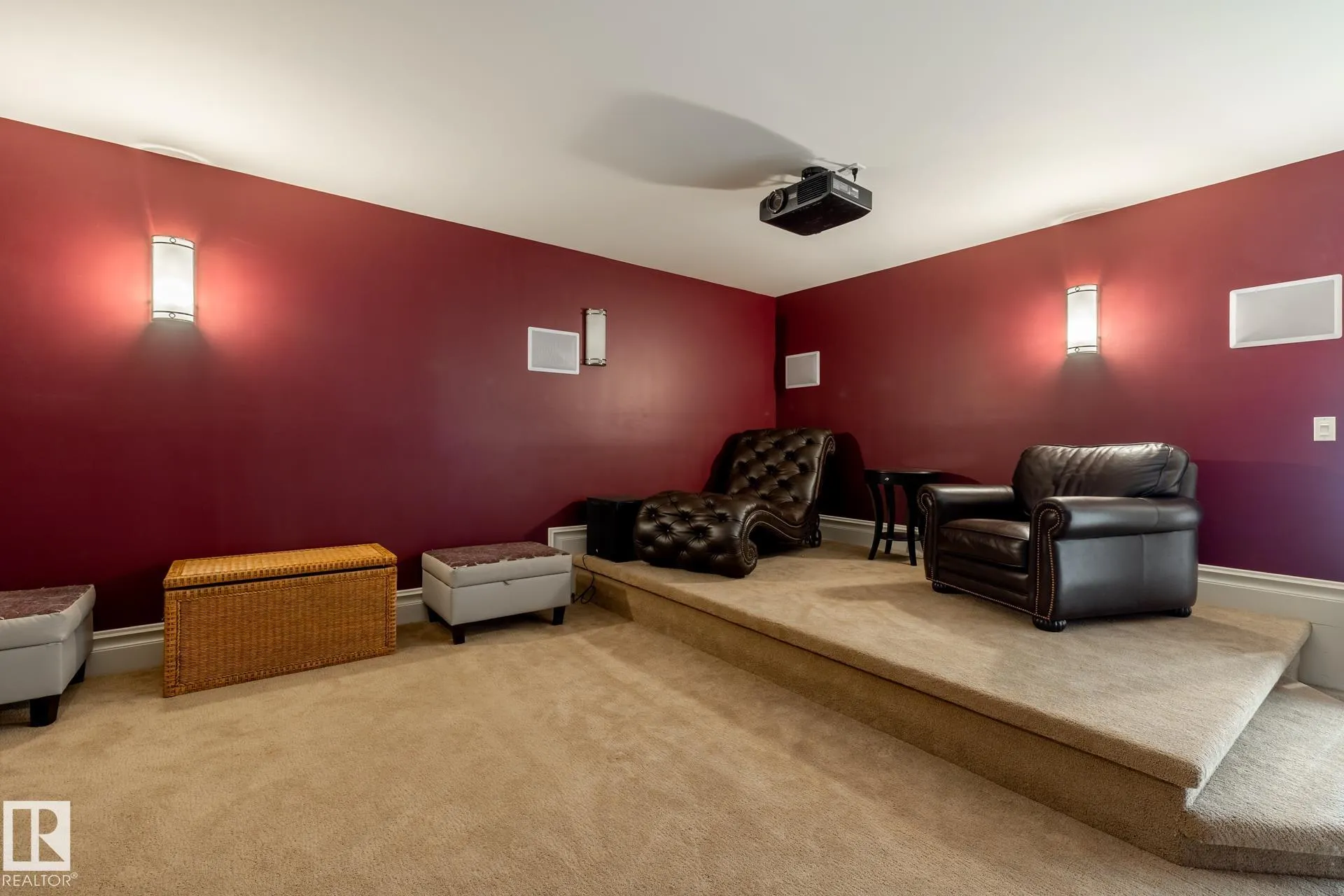 1018 HOLLANDS Point(e)