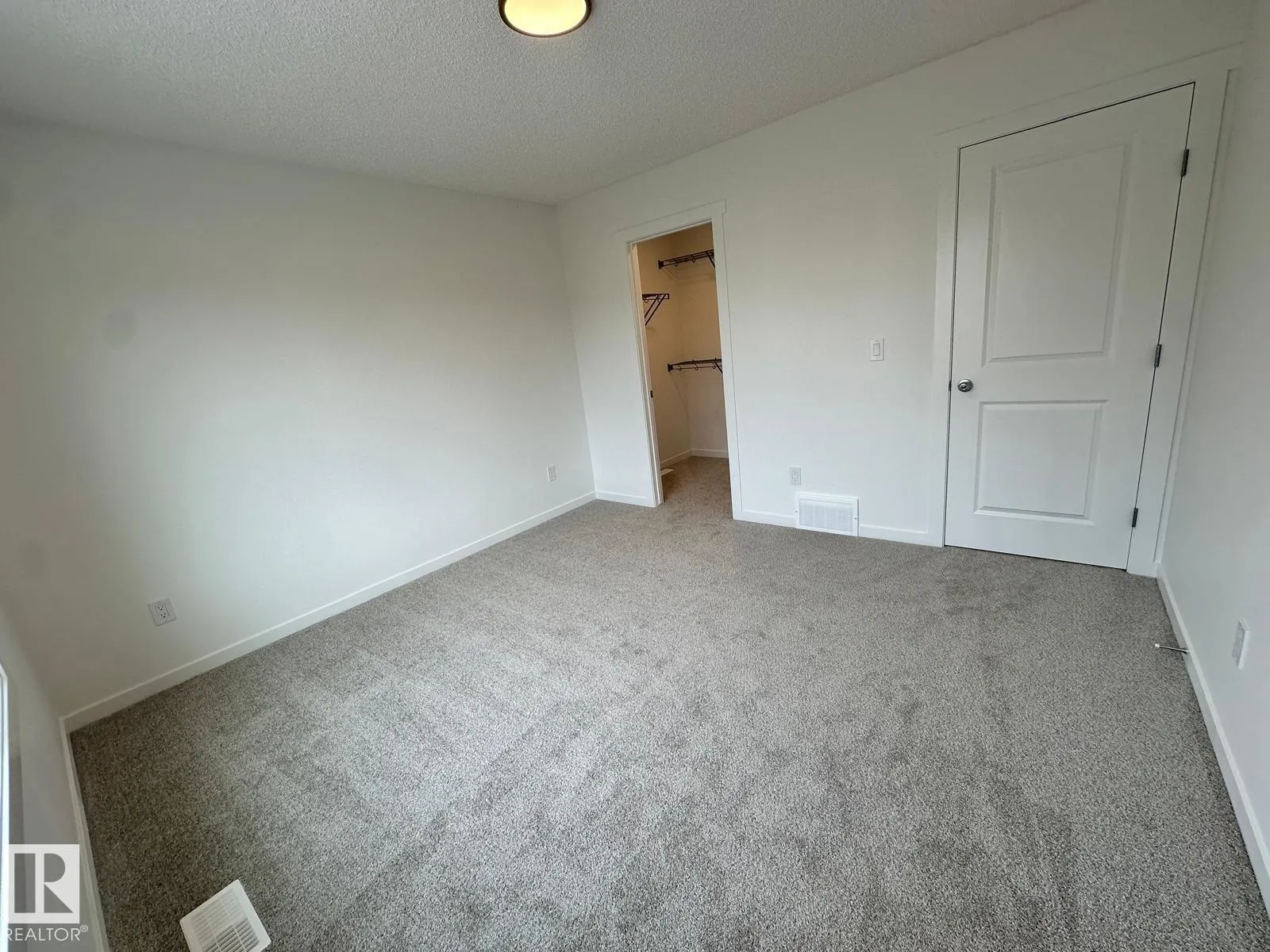 525 SECORD Boulevard