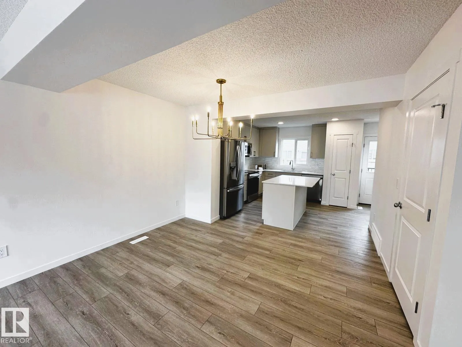 525 SECORD Boulevard