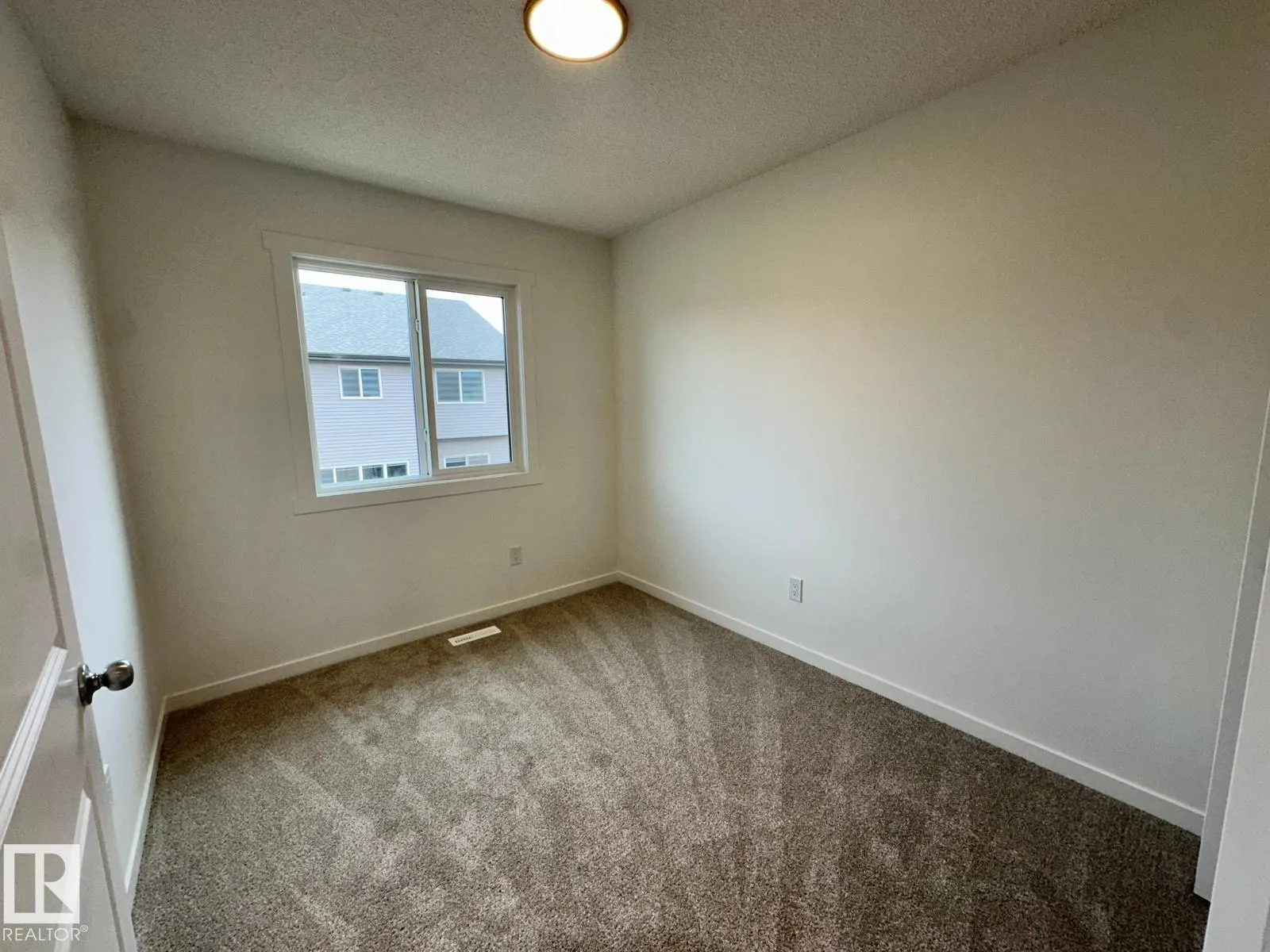 525 SECORD Boulevard