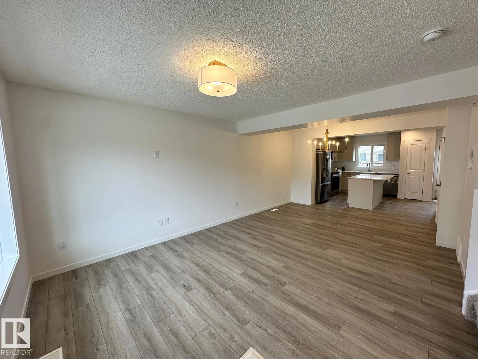 525 SECORD Boulevard