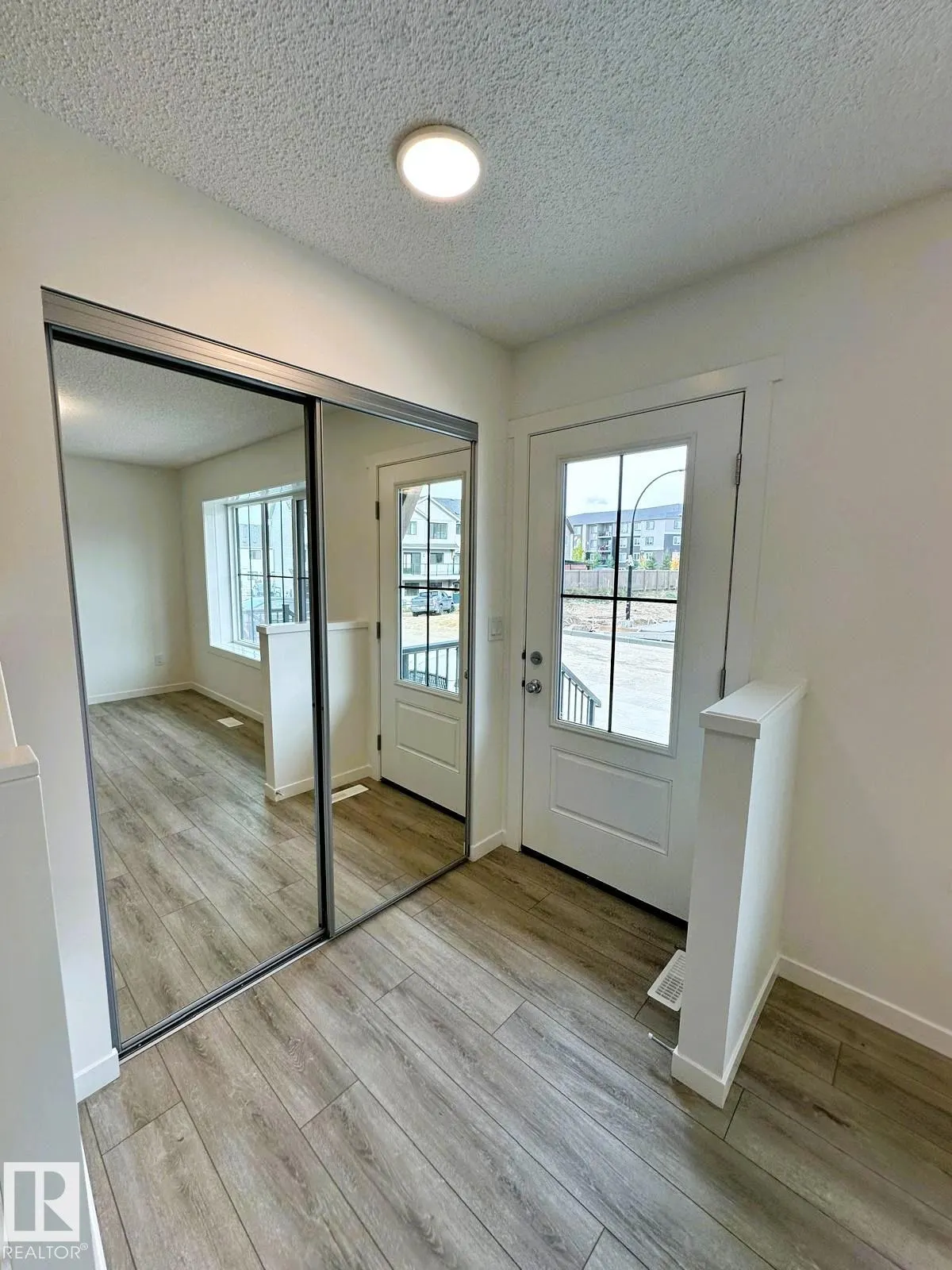 525 SECORD Boulevard