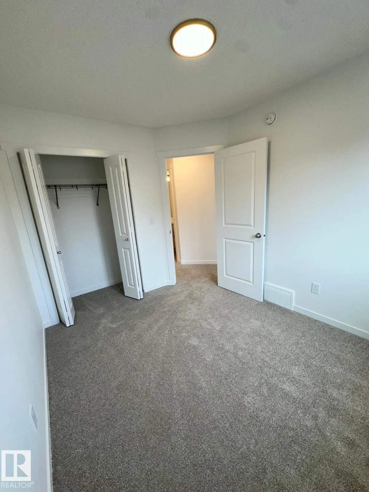 525 SECORD Boulevard