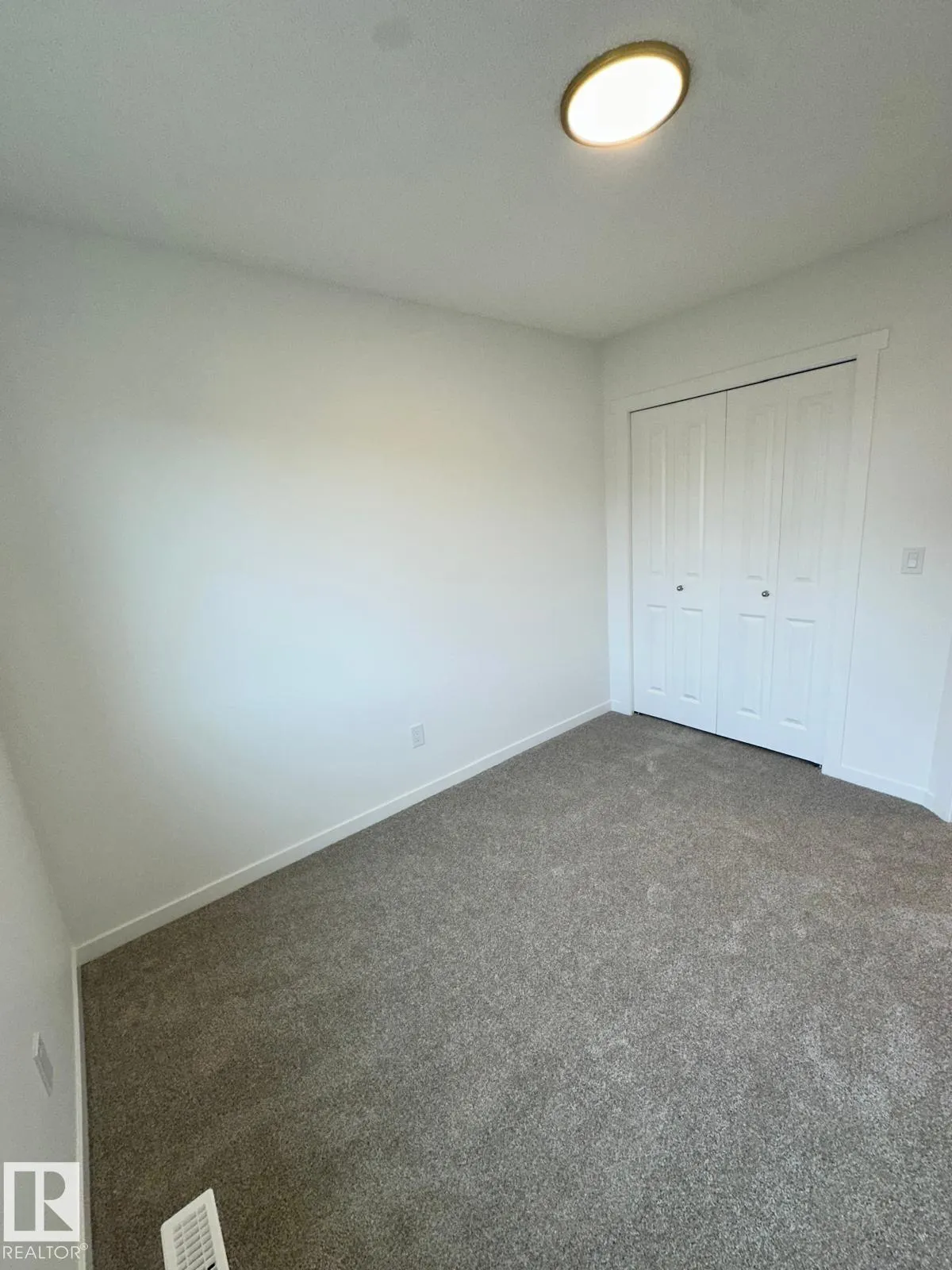 525 SECORD Boulevard