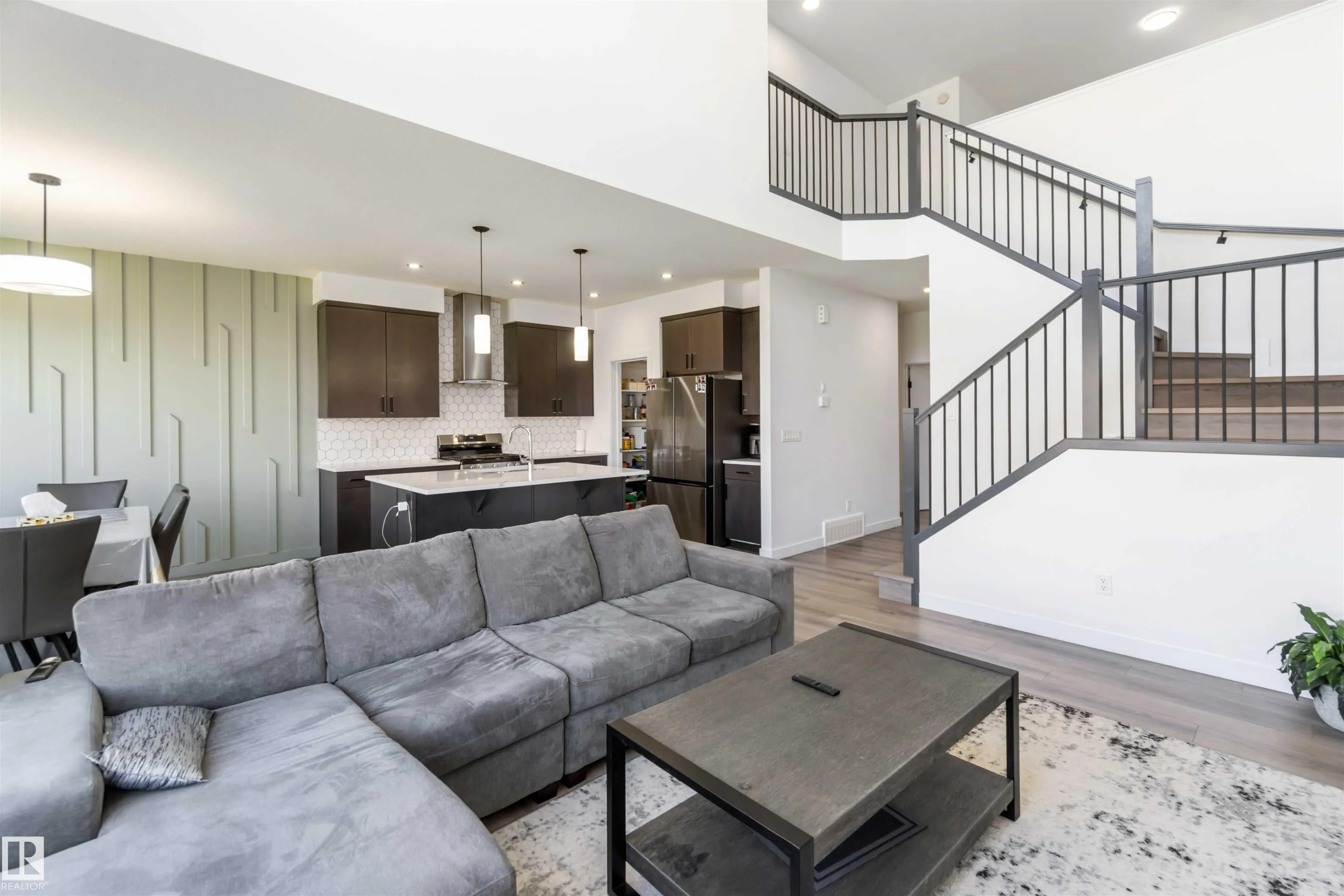 16808 30 Avenue