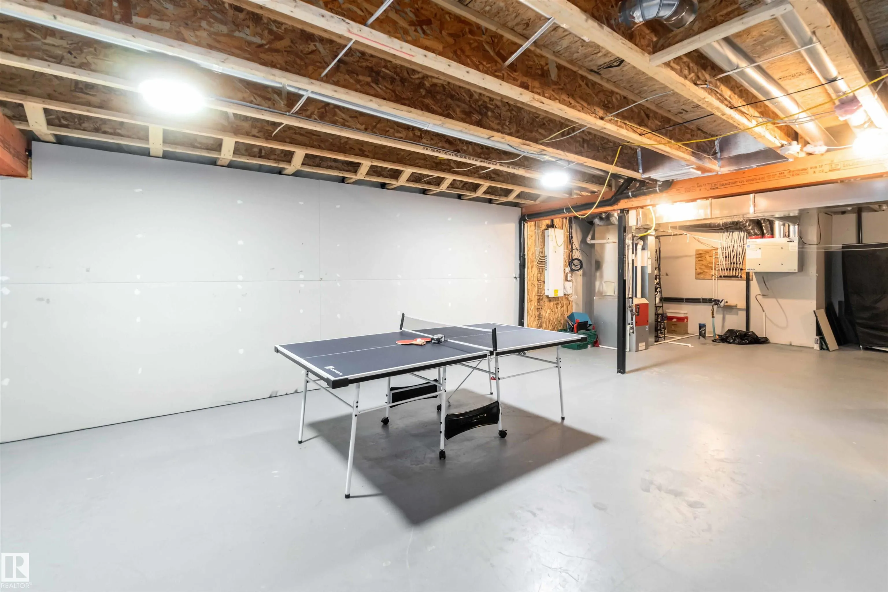 16808 30 Avenue