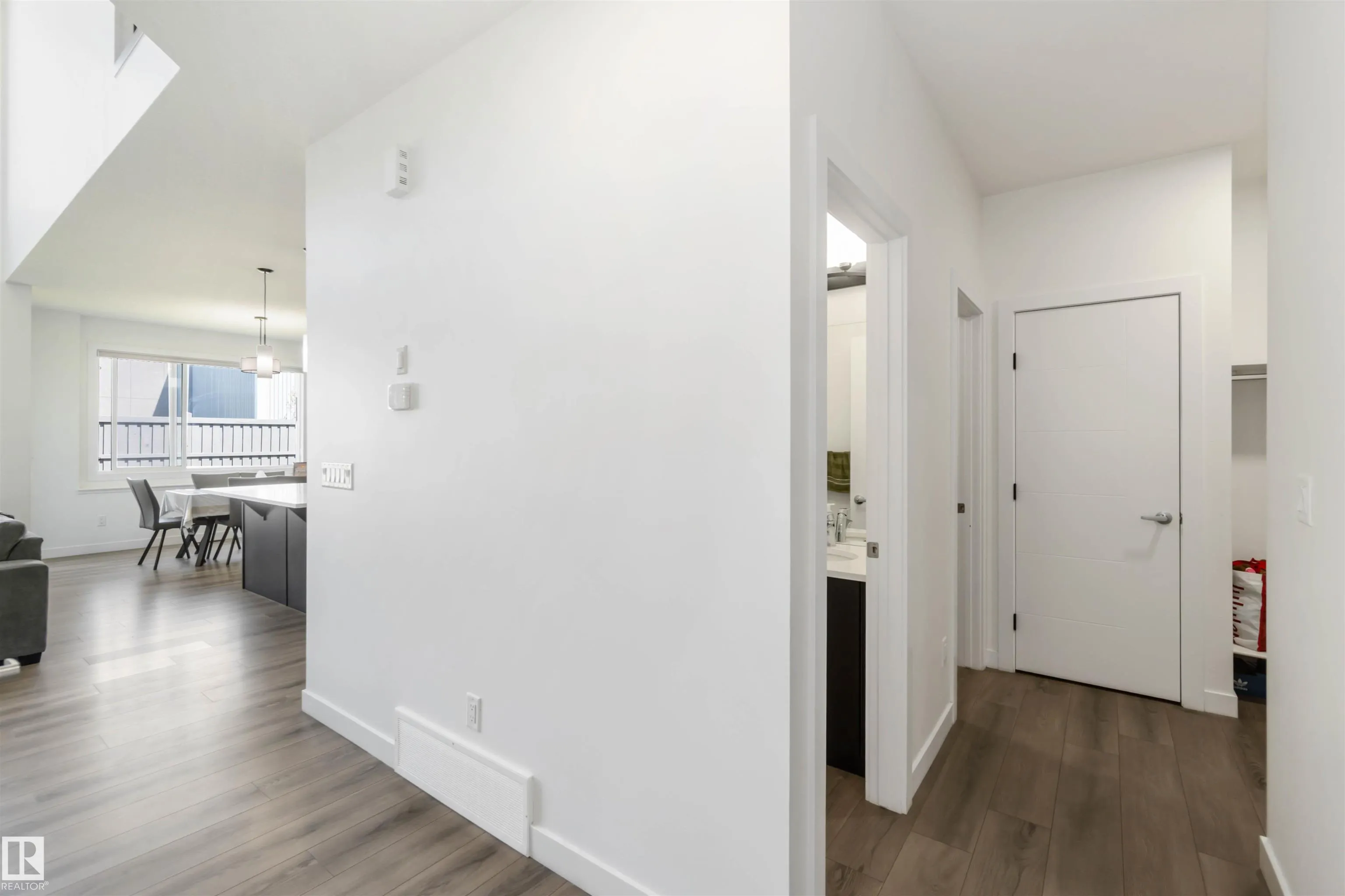 16808 30 Avenue