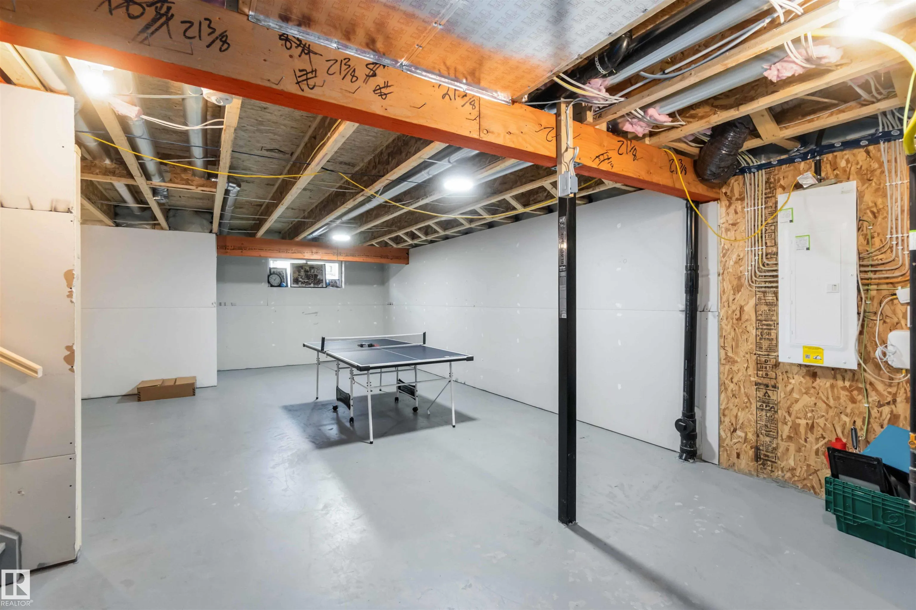 16808 30 Avenue